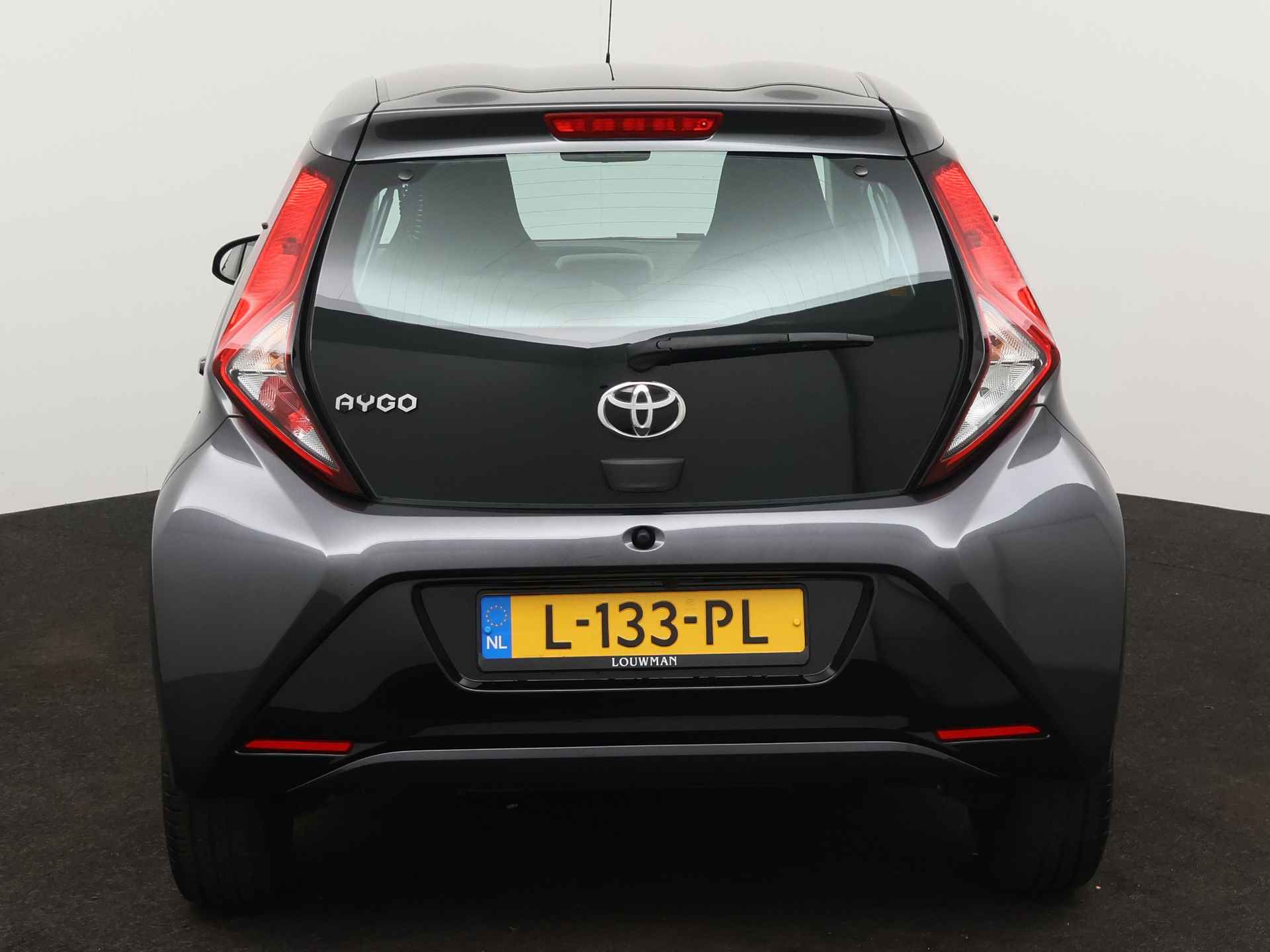 Toyota Aygo 1.0 VVT-i x-play | Airco | Apple Carplay/Android Auto | Camera | - 30/41