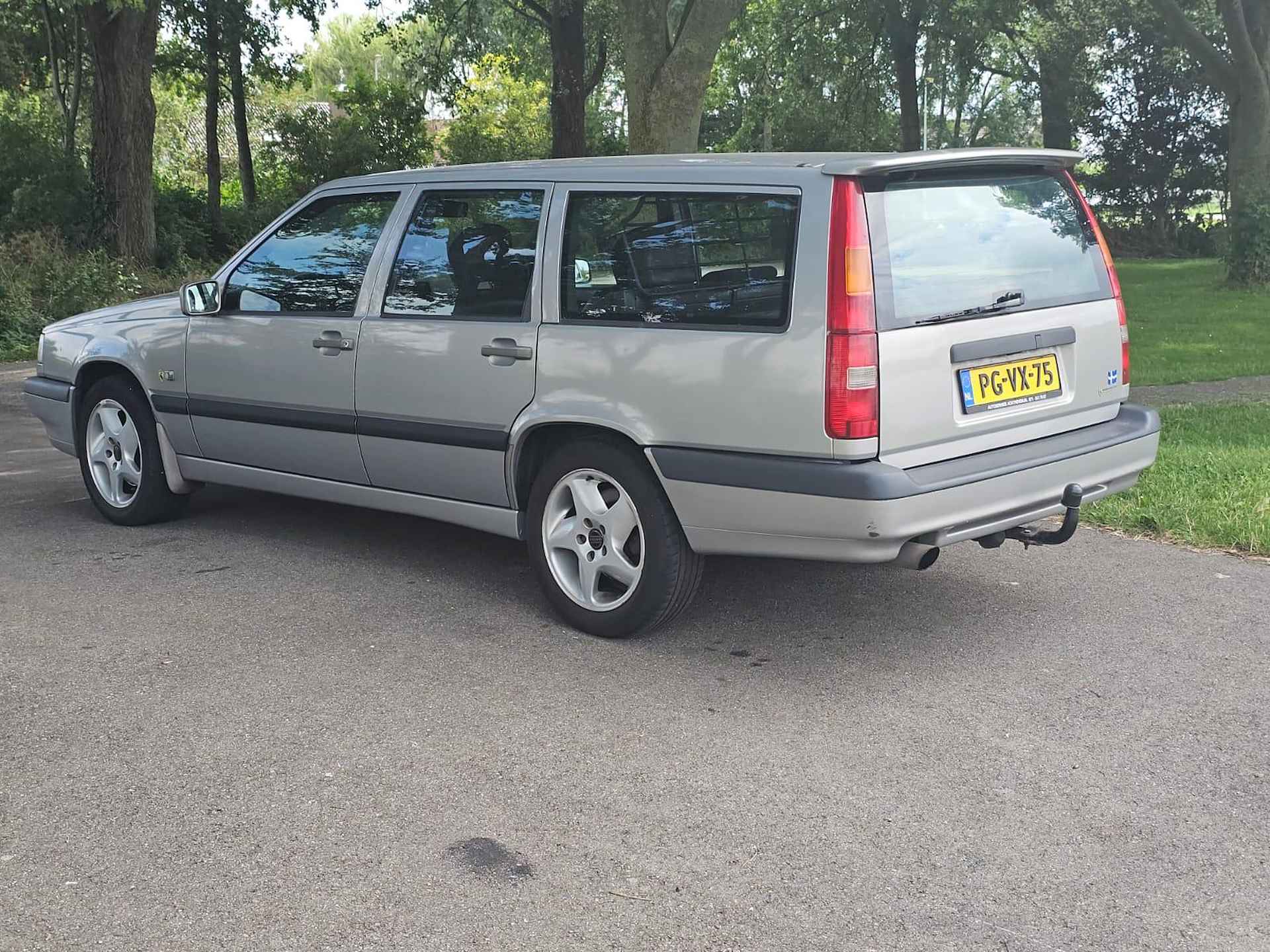 Volvo 850 2.5 - 22/22