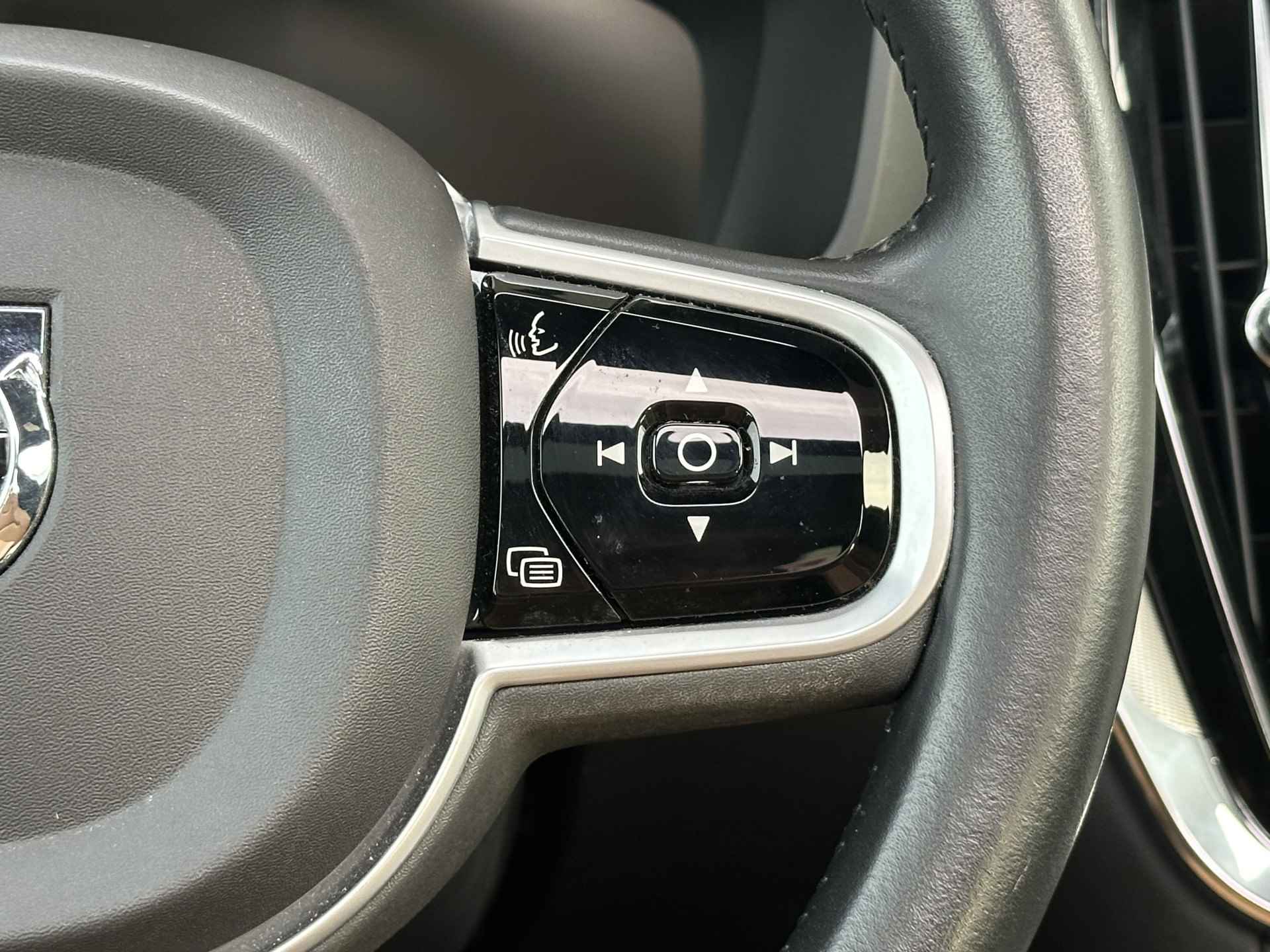 Volvo V60 2.0 D4 Inscription | Panorama | Luxery line | 360 Camera | Navigatie | Intellisafe | Head-up - 26/38