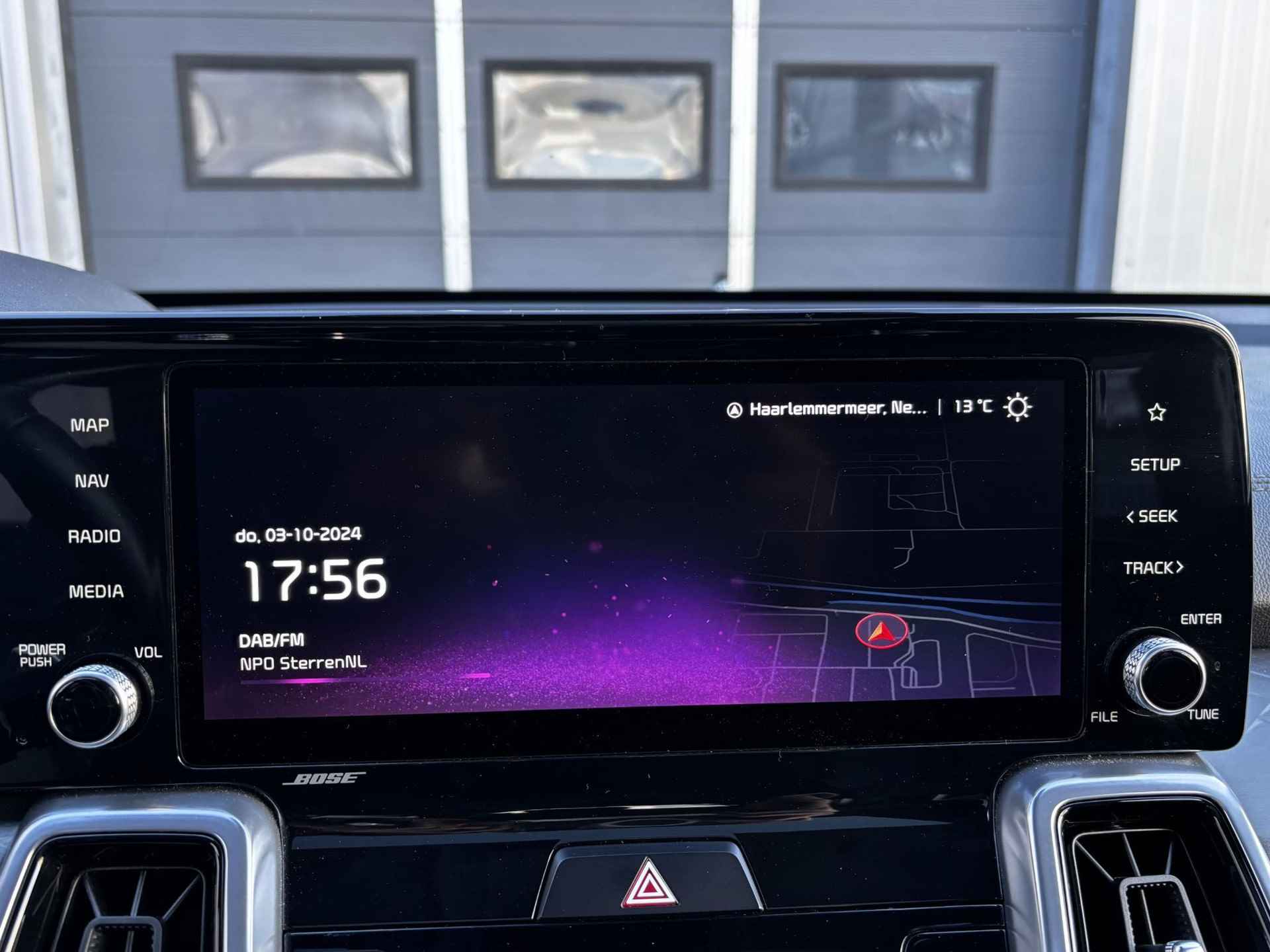 Kia Sorento 1.6 T-GDI Hybrid DynamicPlusLine Automaat | Panoramdak | Leder | Camera | Navi | Stuur/Stoelverwarming | Clima | 19" Velgen | Apple CarPlay/Android Auto | Key-Less | PDC | Cruise | LED | - 16/28