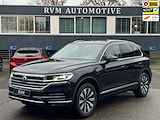 Volkswagen Touareg 3.0 TSi eHybrid 4MOTION | PANO | ELEK. TREKHAAK | VIRTUAL DASH | RIJKLAARPRIJS INCL. 12 MND. BOVAGGARANTIE