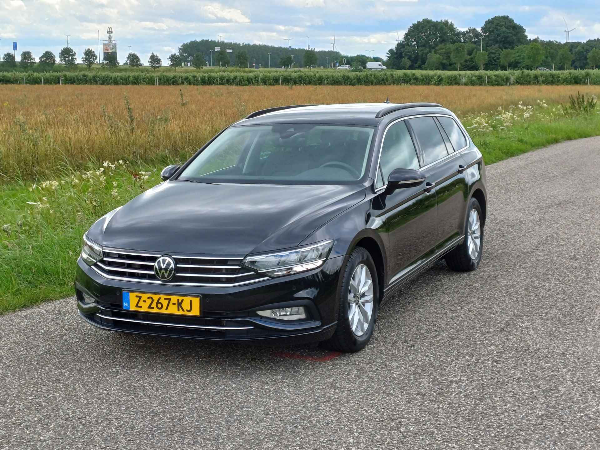 Volkswagen Passat Variant 1.5 TSI Business | Nieuwstaat! | Clima v+a | Led | Navi | App Conn | Add Cruise - 4/43