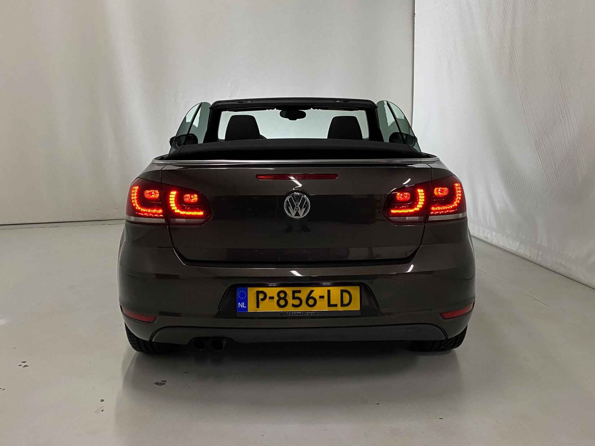 Volkswagen Golf Cabriolet 1.4 TSI LIFE Aut. Navigatie Sportstoel Xenon-LEDkoplampen 17inch LM - 42/44