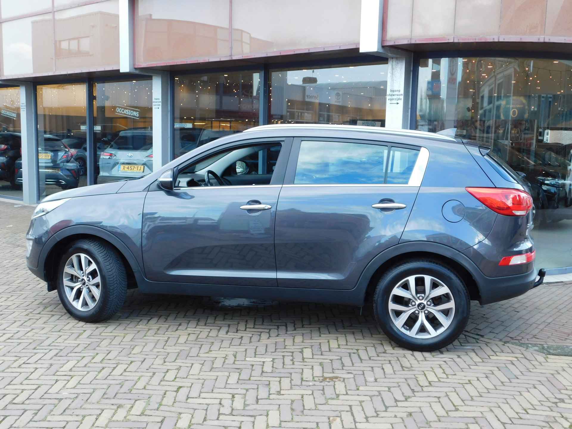 Kia Sportage 2.0 BusinessLine | Achteruitrijcamera | Trekhaak | - 6/59