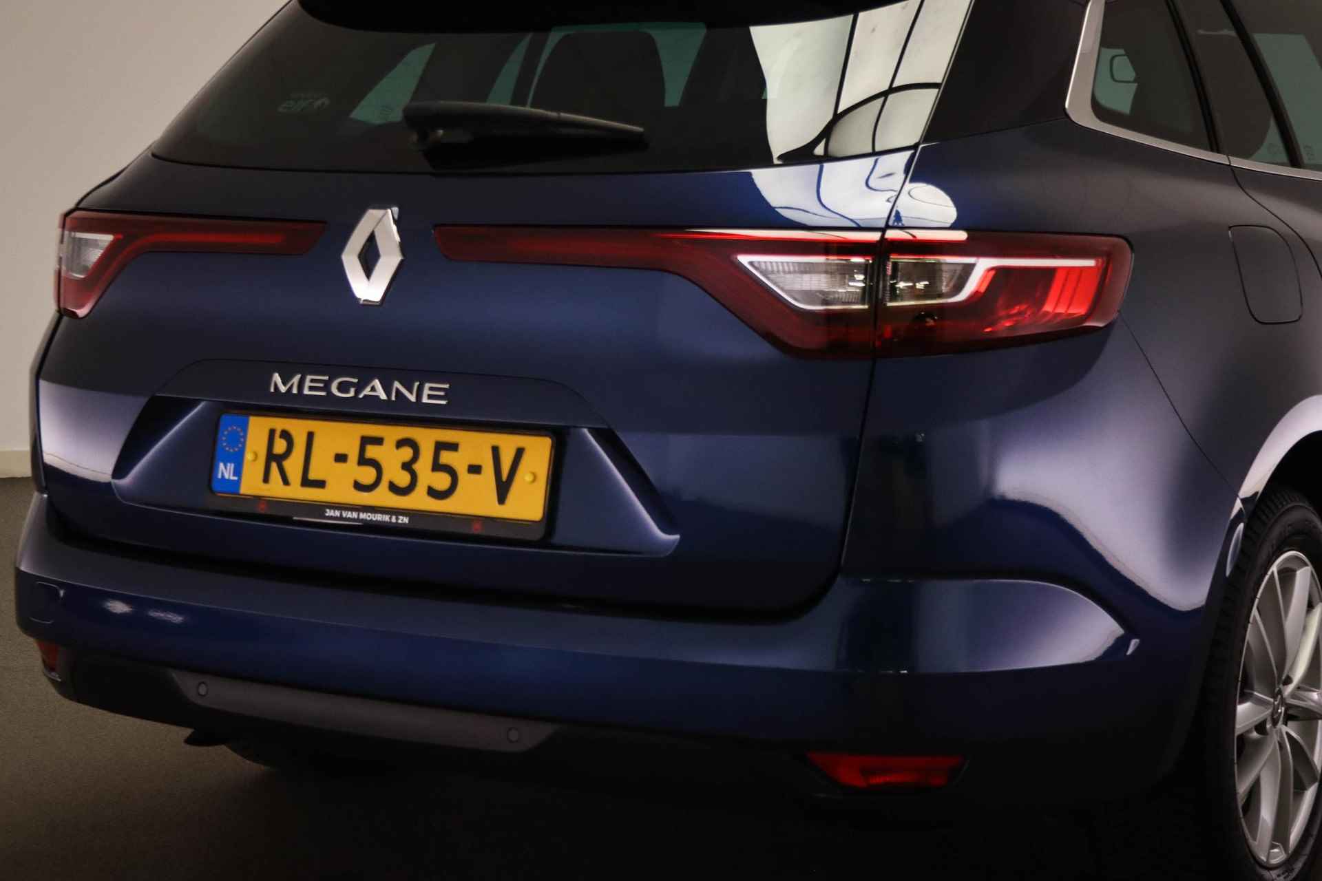 Renault Mégane Estate 1.2 TCe Limited | CITY PACK | CLIMA | CRUISE | NAVI | DAB | APPLE | PDC | 16" | DEALER ONDERHOUDEN - 16/47