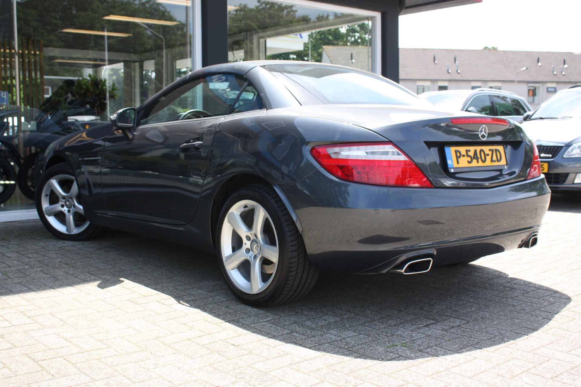 Mercedes-Benz SLK 200 Edition 1 | Bi-xenon | Stoelverwarming | Nappa leder | Nekverwarming - 7/47