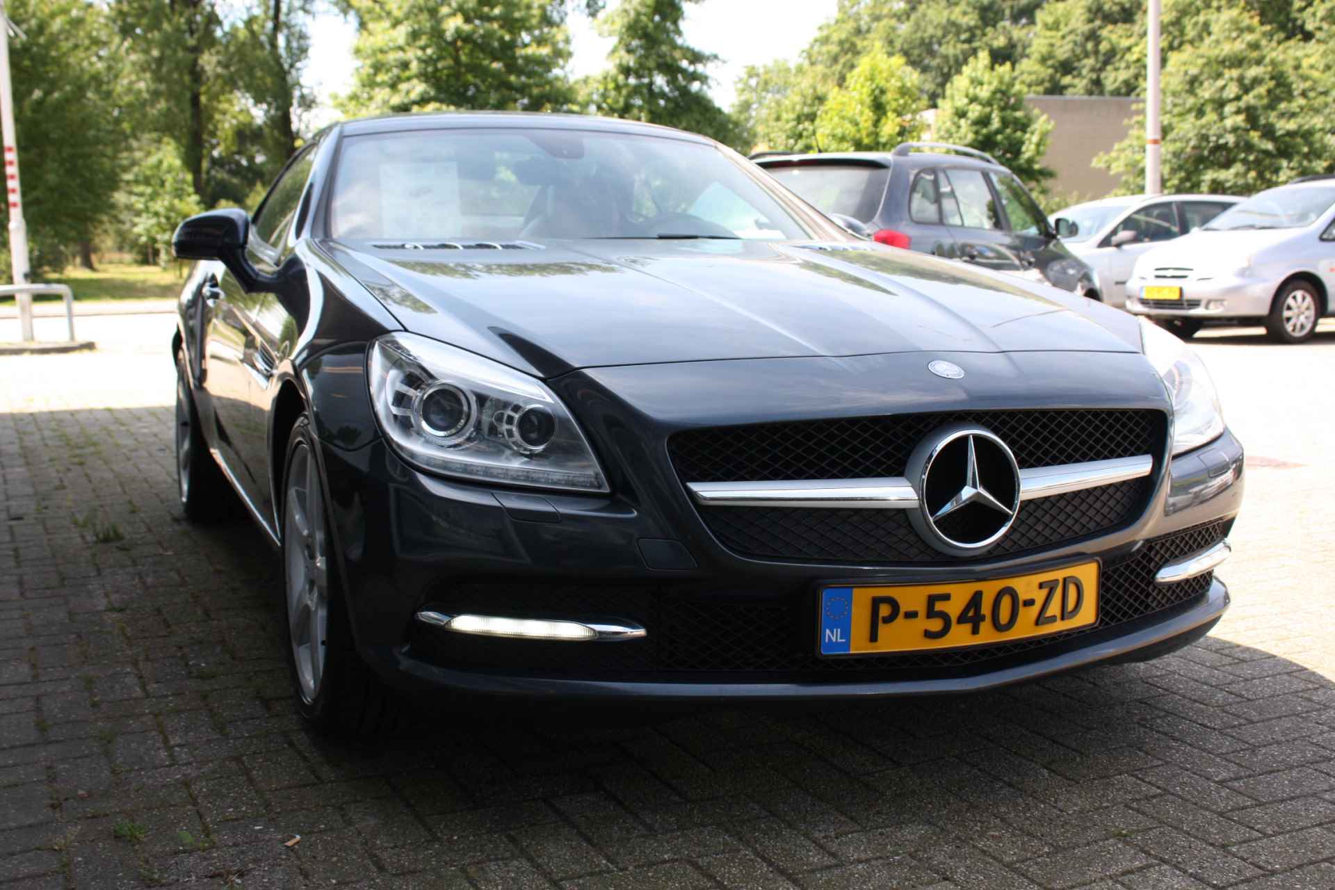 Mercedes-Benz SLK 200 Edition 1 | Bi-xenon | Stoelverwarming | Nappa leder | Nekverwarming - 10/47