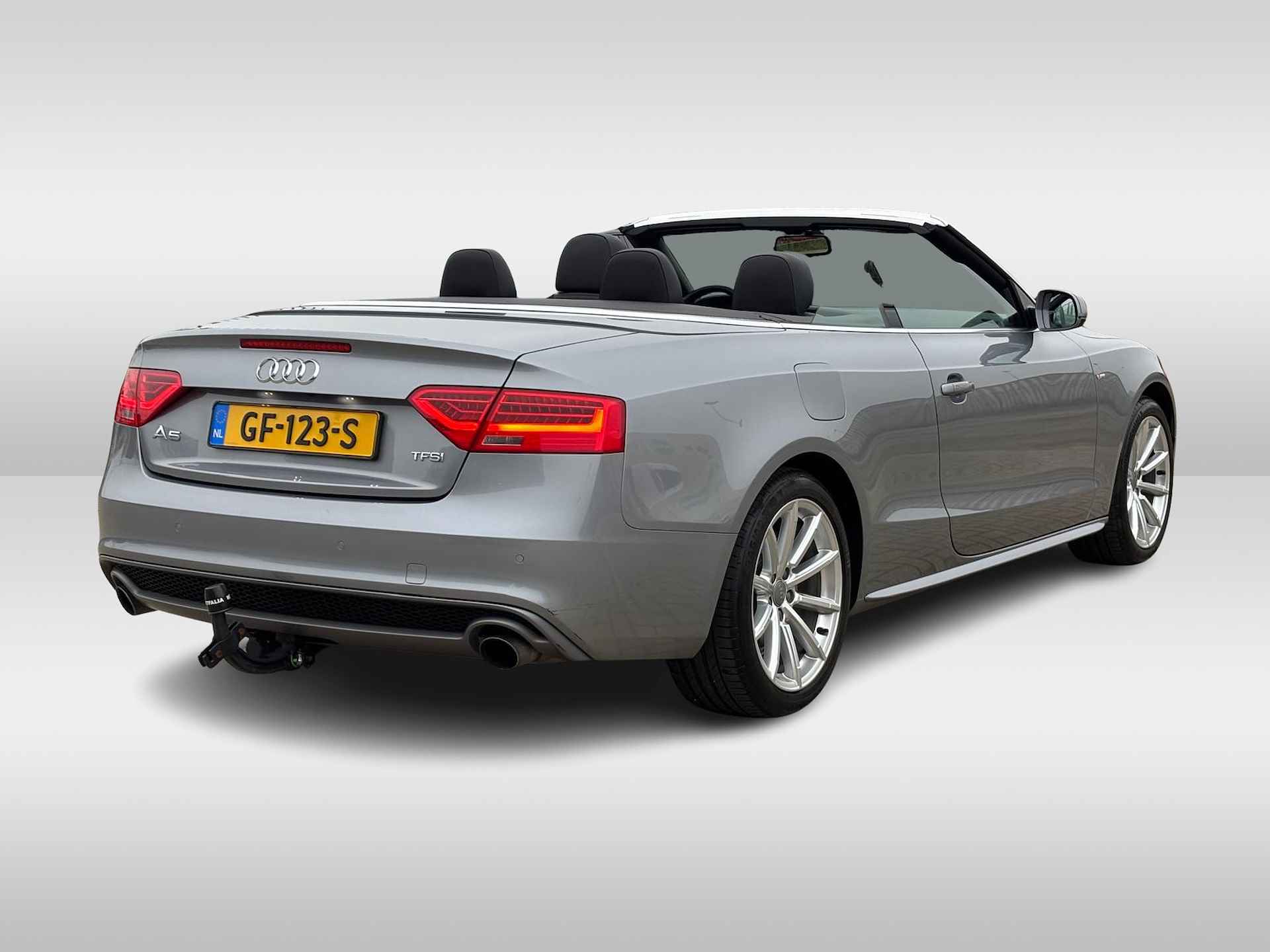 Audi A5 Cabriolet 1.8 TFSI Sport Edition / S-Line Exterieur + Interieur / Lederen Sportstoelen / Parkeersensoren Achter / Alarmsysteem / Trekhaak - 8/25