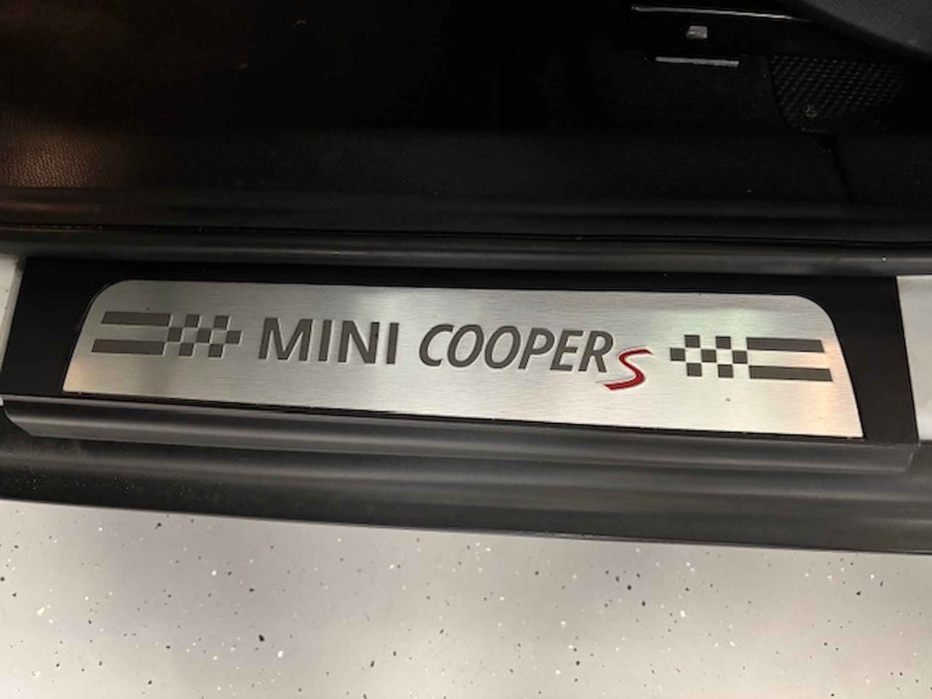 Mini Mini Countryman 1.6 Cooper S ALL4 Chili 184PK! red hot & Wired pack - 11/12