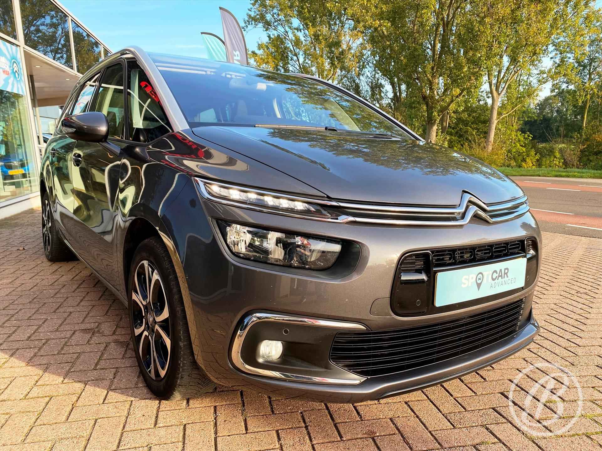 Citroen Grand C4 Spacetourer 130pk EAT8 Automaat Feel 7-zits | trekhaak, camera, parkeersensoren v&a, 17 inch velgen, navigatie, dab, dodehoekdetectie, android, apple. climate - 37/63