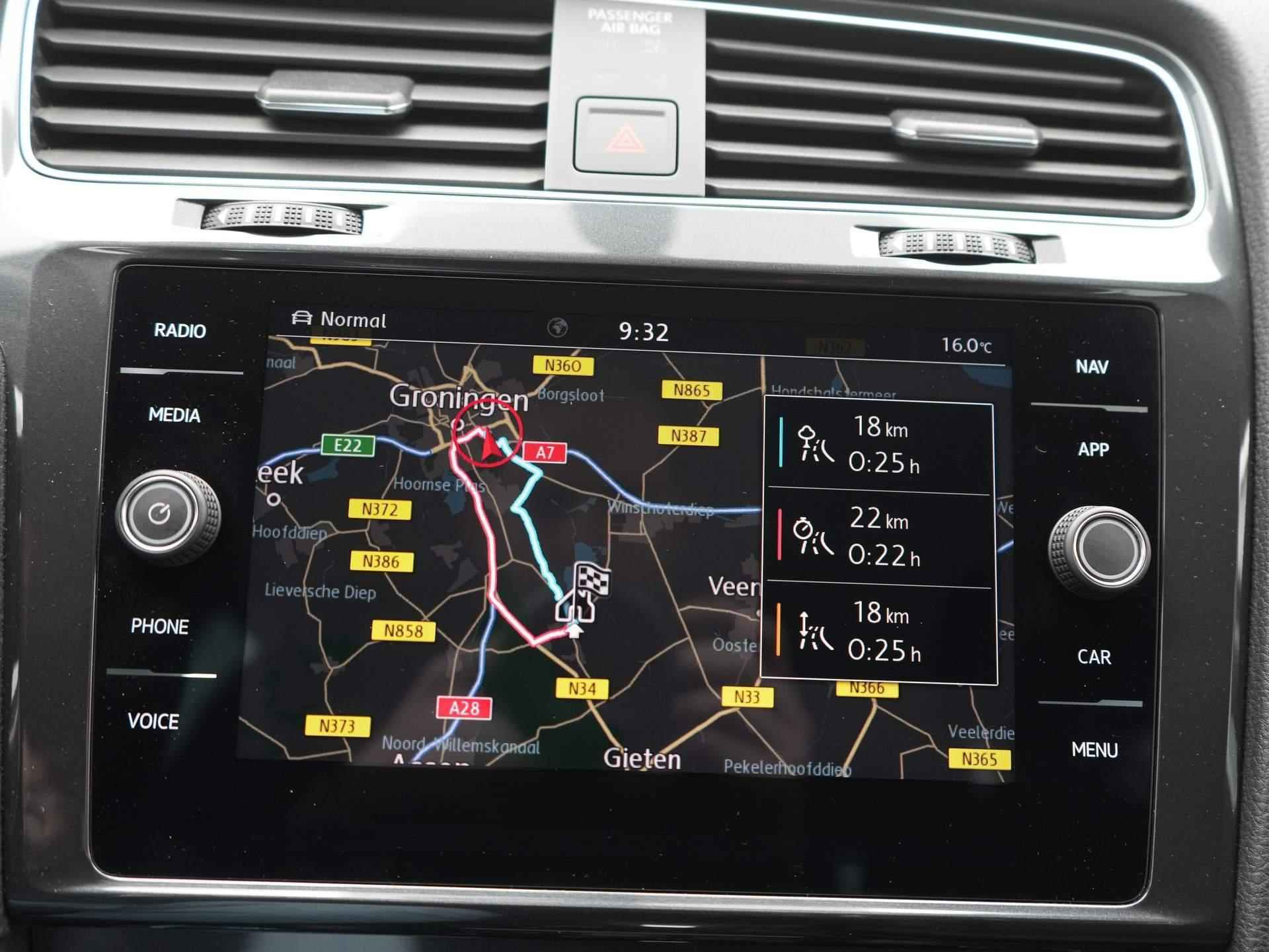 Volkswagen e-Golf E-DITION Navigatie / LMV / Metallic - 18/44