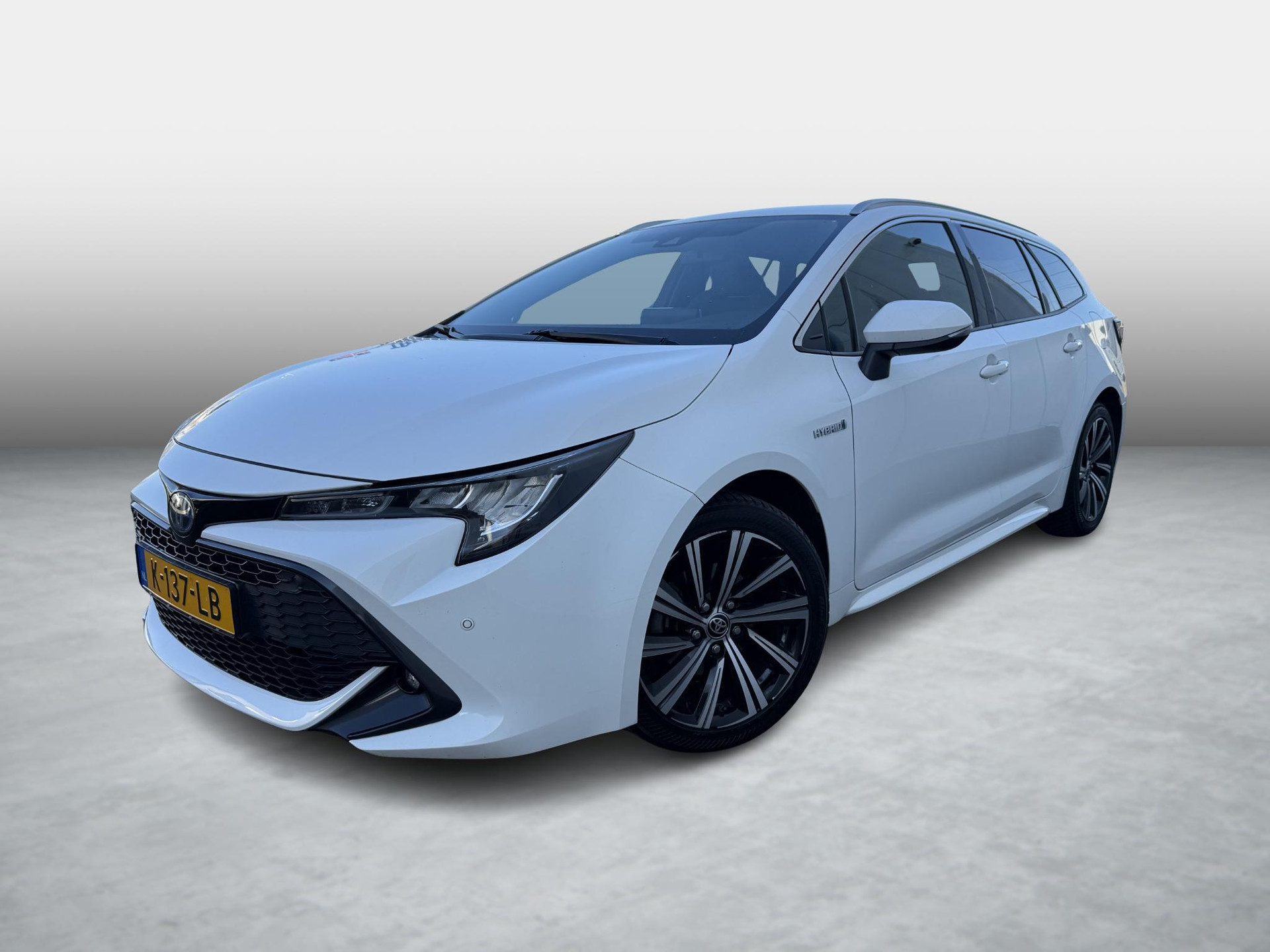 Toyota Corolla Touring Sports 1.8 Hybrid Dynamic | Trekhaak | Parkeersensoren