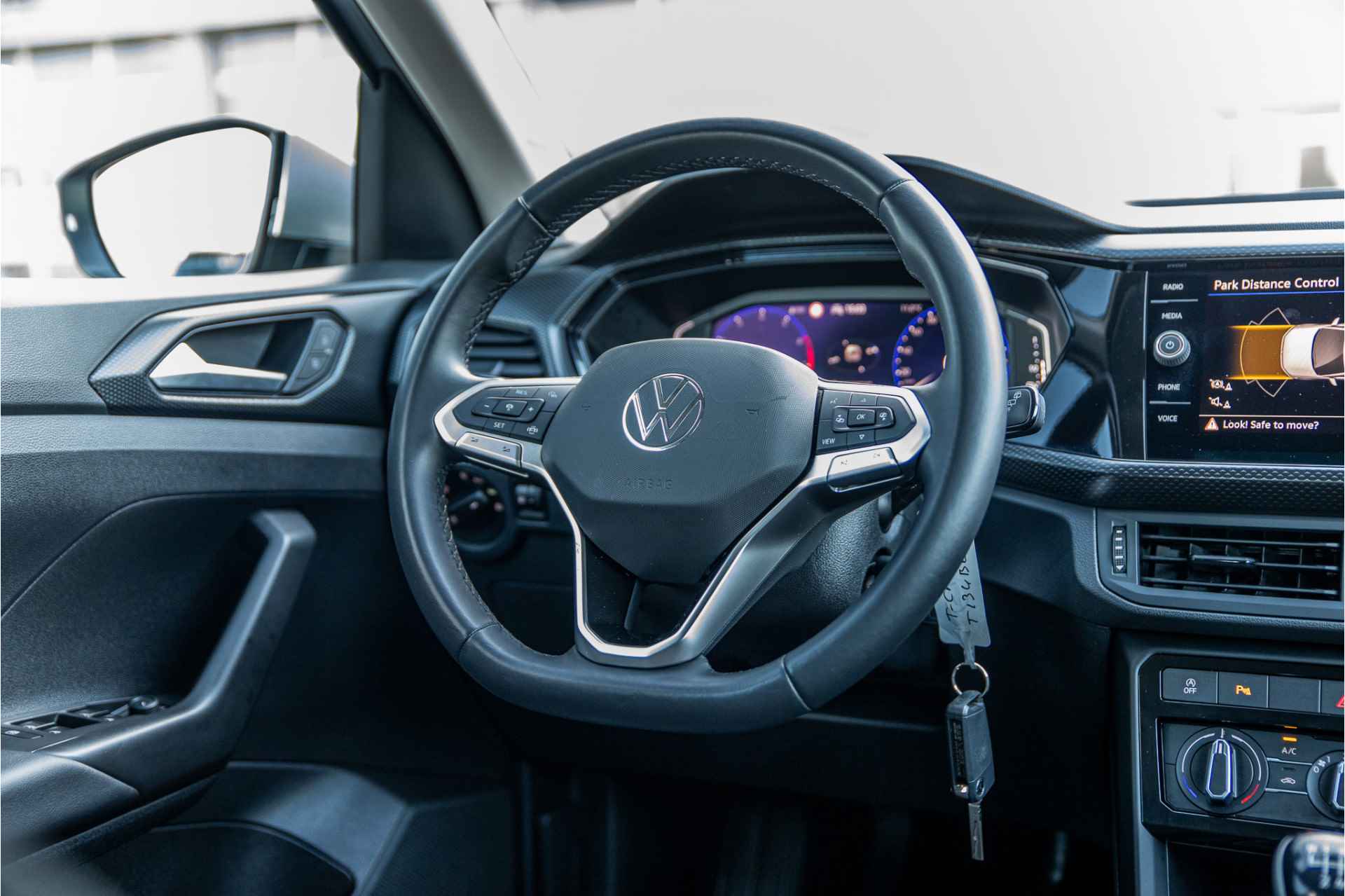 Volkswagen T-Cross 1.0 TSI 110 PK Life | Navigatie | Carplay | Cockpit pro | Adapt. Cruise - 12/32