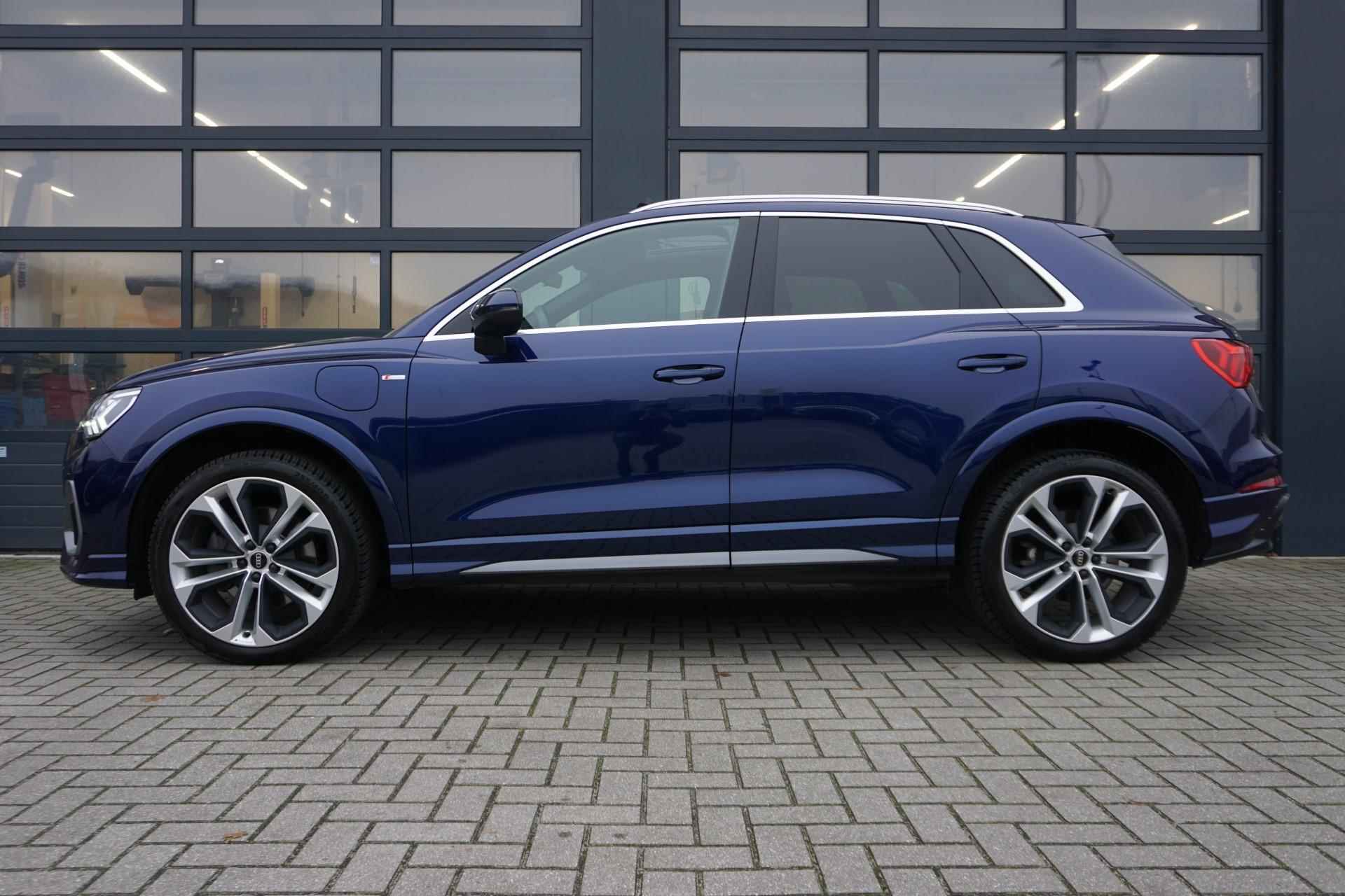 Audi Q3 45 TFSI e 245pk S Edition | Panoramadak | 20" Velgen | Adaptive Cruise - 12/36