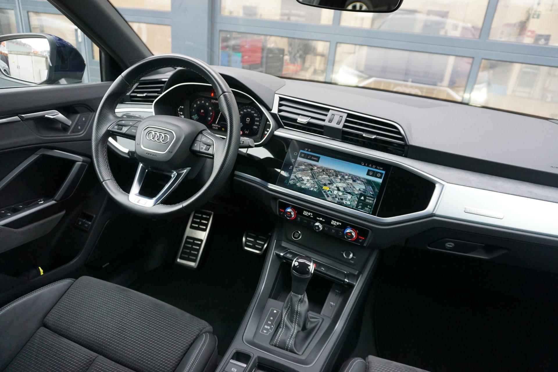 Audi Q3 45 TFSI e 245pk S Edition | Panoramadak | 20" Velgen | Adaptive Cruise - 34/36