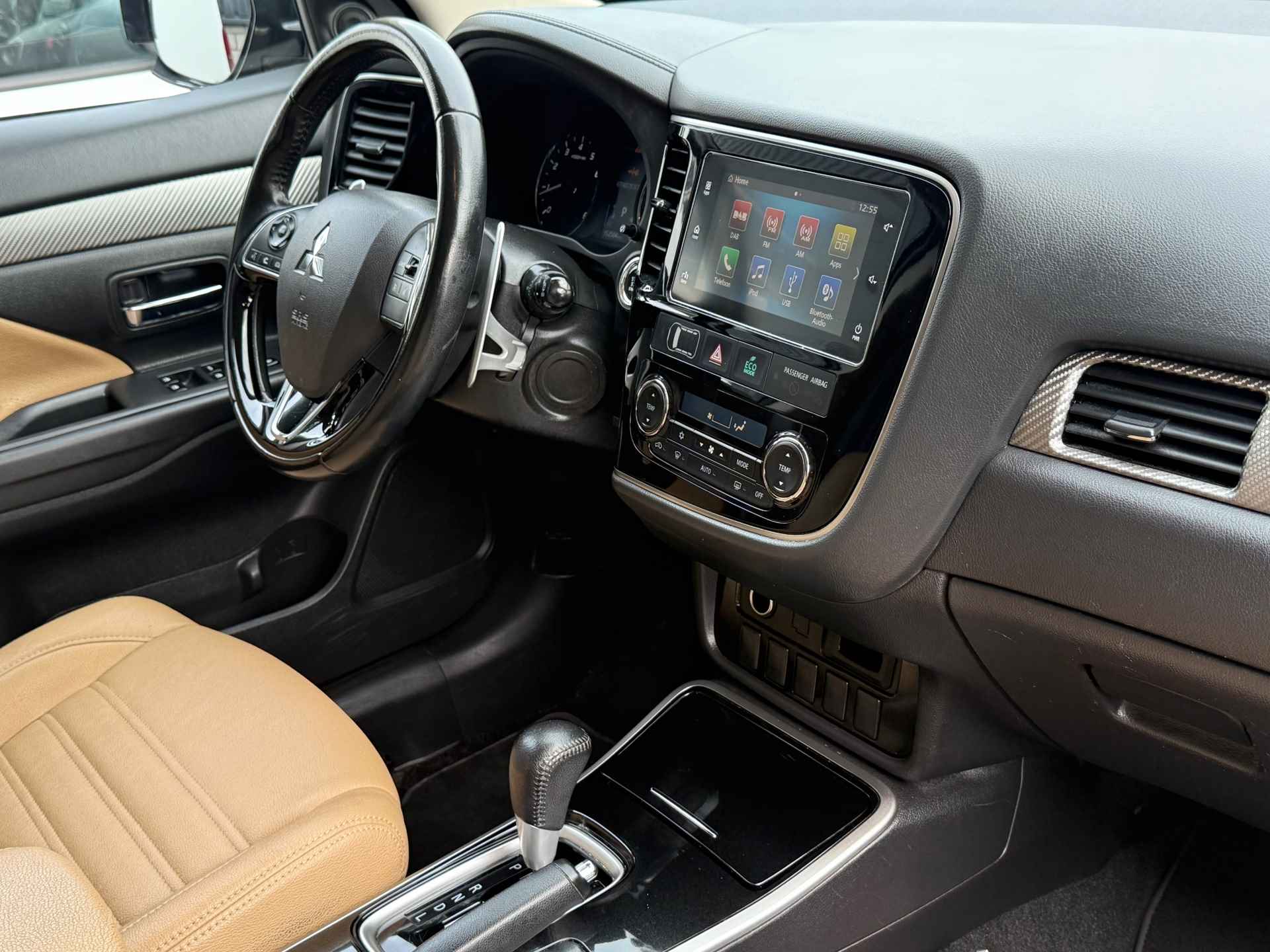 Mitsubishi Outlander 2.0 Business Edition Automaat Navi Leder Carplay Camera Pdc Nieuwe Apk - 3/28