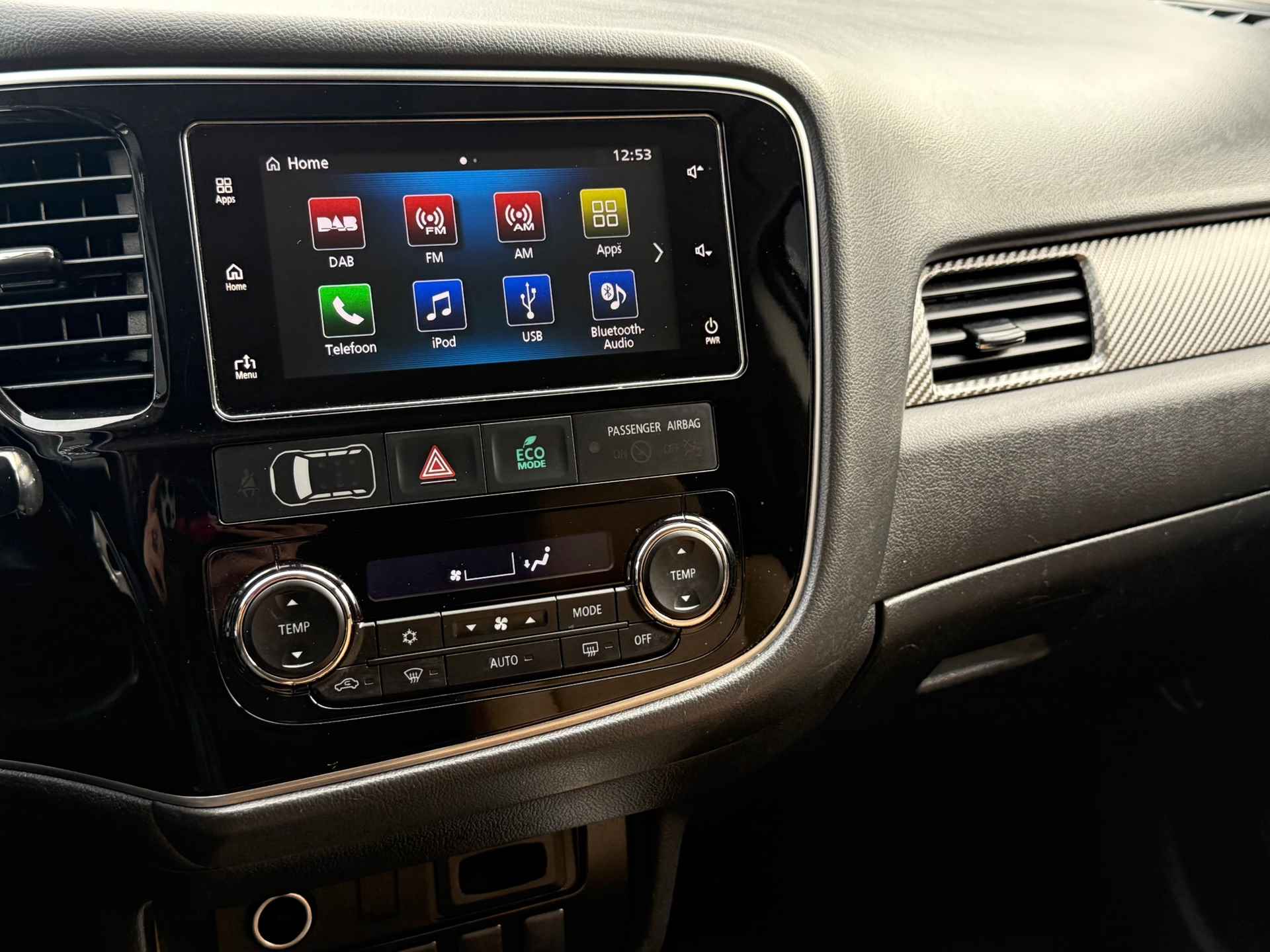 Mitsubishi Outlander 2.0 Business Edition Automaat Navi Leder Carplay Camera Pdc Nieuwe Apk - 14/28