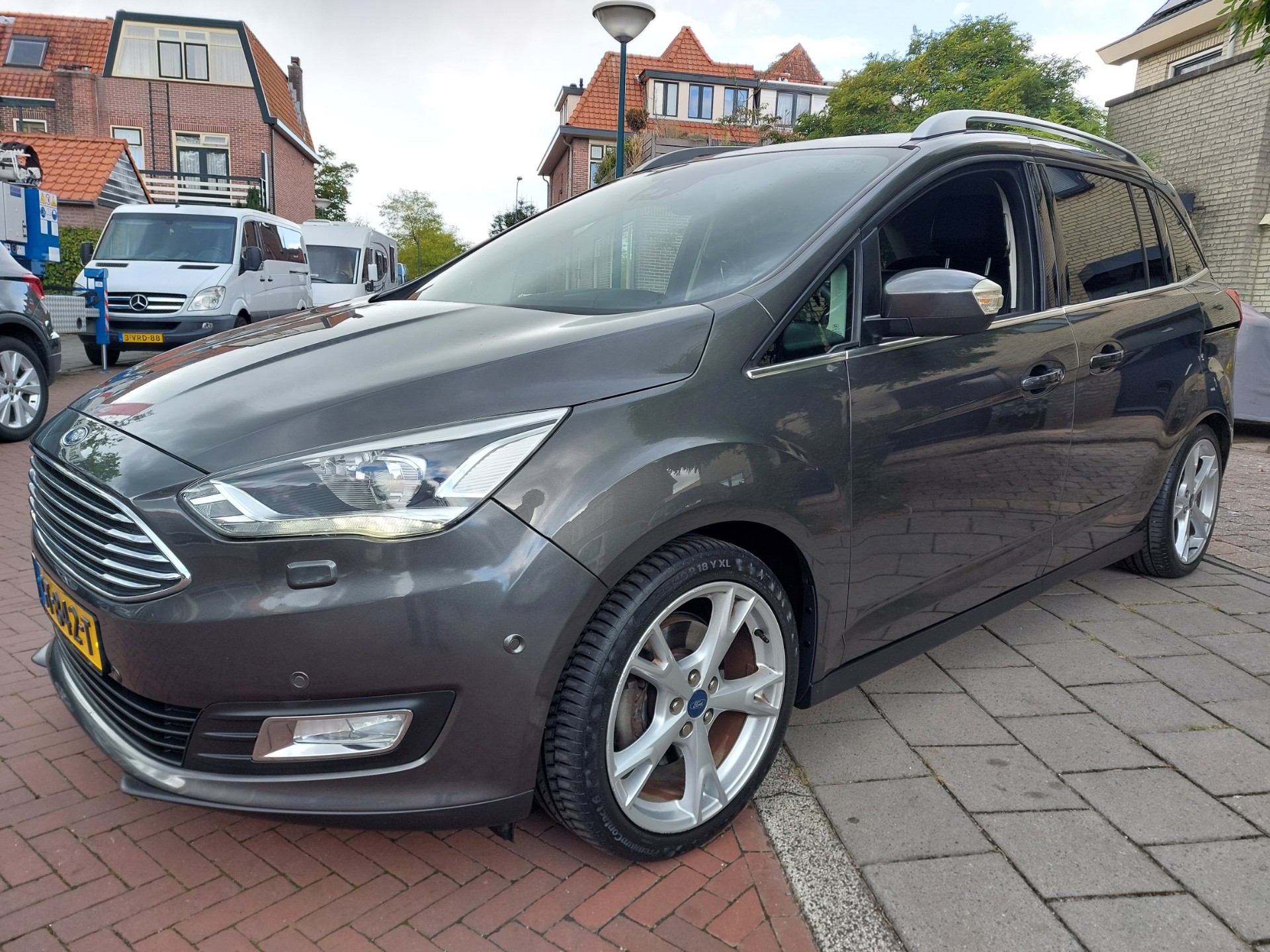 Ford Grand C-Max 1.0 Titanium