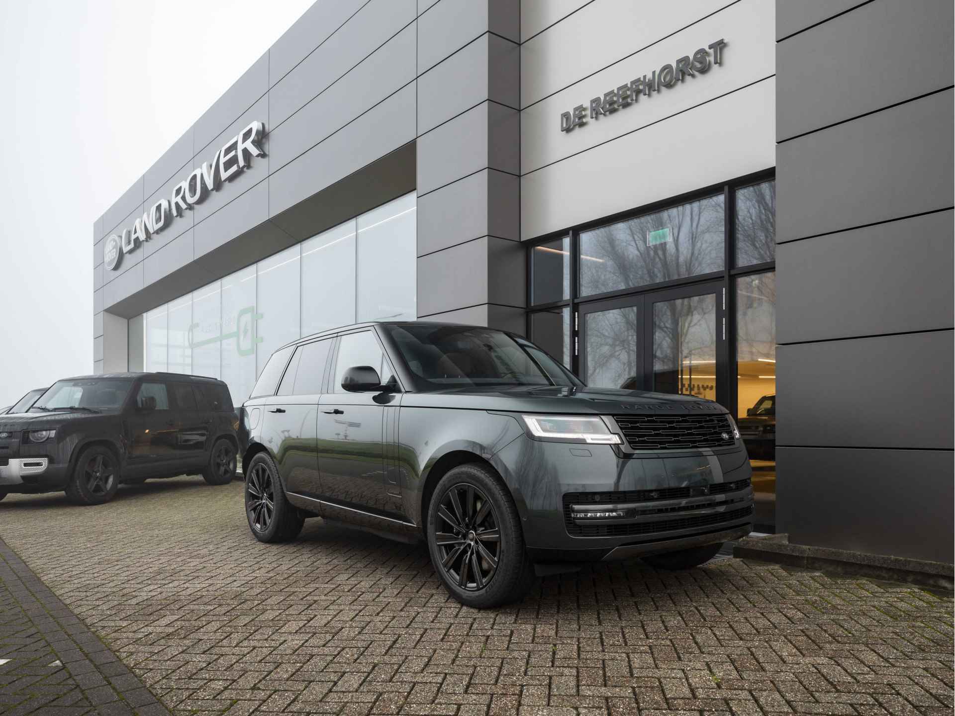 Land Rover Range Rover 3.0 P550e Autobiography PHEV | Shadow | Towing Pack | Middenconsole met koelfunctie | 4-ZONE Climate - 15/70