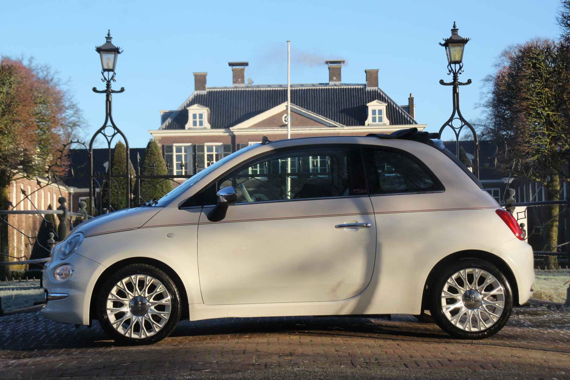 Fiat 500C 0.9 FOREVER YOUNG AUTOMAAT | LEDER | NAVI | PRACHTIGE STAAT! | PARKEERSENSOREN | CABRIO - 2/36