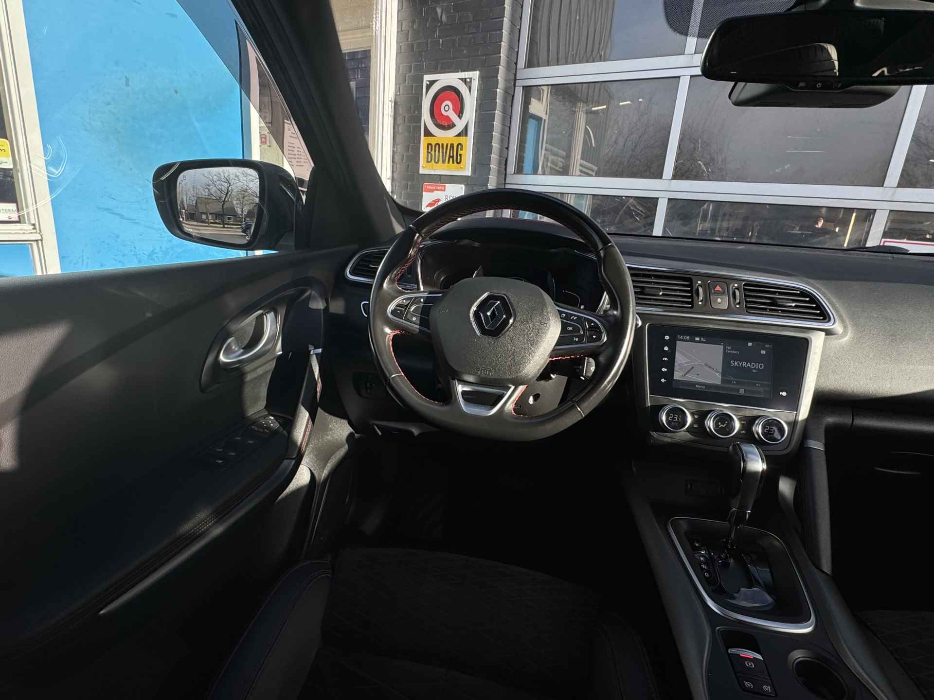 Renault Kadjar 1.3 TCe Black Edition Prijs Inclusief Onderhoud & 12 Maand BOVAG Garantie | Trekhaak | - 6/53