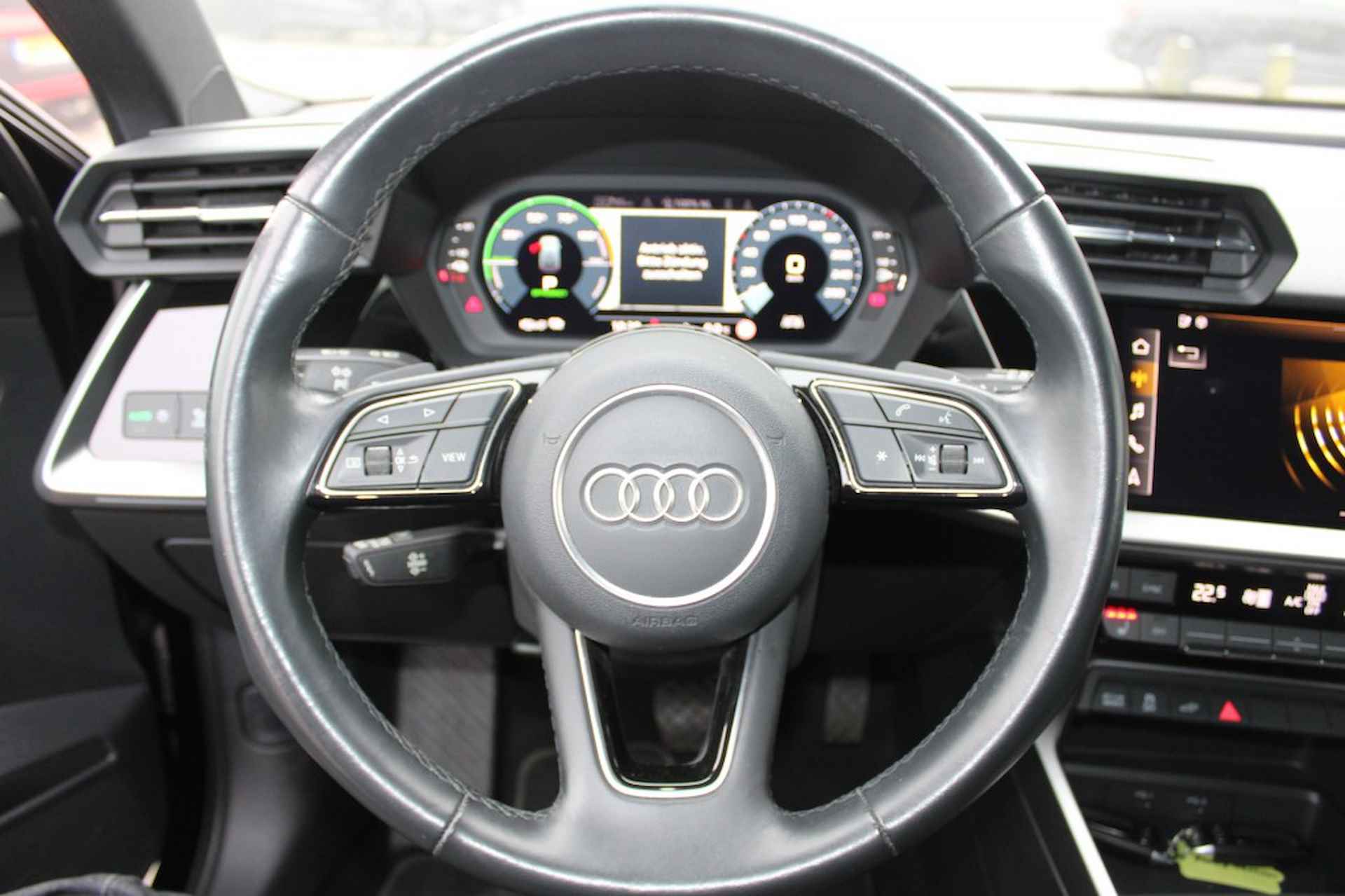 AUDI A3 40TFSI-E S-Line Matrix Virtual LED Navi Apple Camera 17LM - 12/35