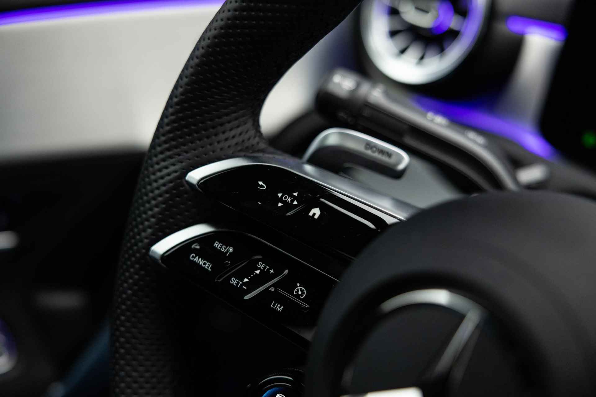 Mercedes-Benz A-klasse AMG 35 4MATIC | Facelift | Night package II | Augmented | Burmester | Panoramaschuifdak | MULTIBEAM LED | AMG Aerodynamica pakket | - 50/78