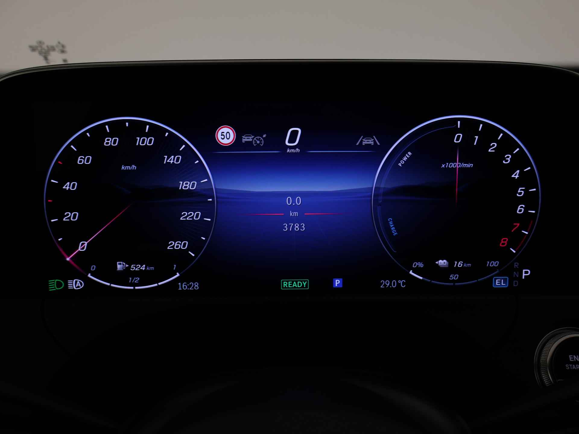 Mercedes-Benz E-Klasse 300 e Plug-In Hybride | Stoelverwarming / Ventilatie | Keyless Go | Digital Light | Sfeerverlichting | Memory | | Inclusief 24 maanden MB Certified garantie voor Europa. - 7/44