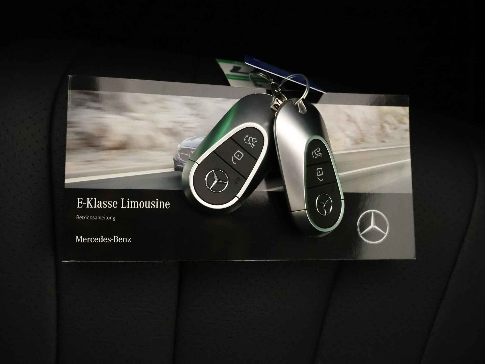 Mercedes-Benz E-Klasse 300 e Plug-In Hybride | Stoelverwarming / Ventilatie | Keyless Go | Digital Light | Sfeerverlichting | Memory | | Inclusief 24 maanden MB Certified garantie voor Europa. - 14/44