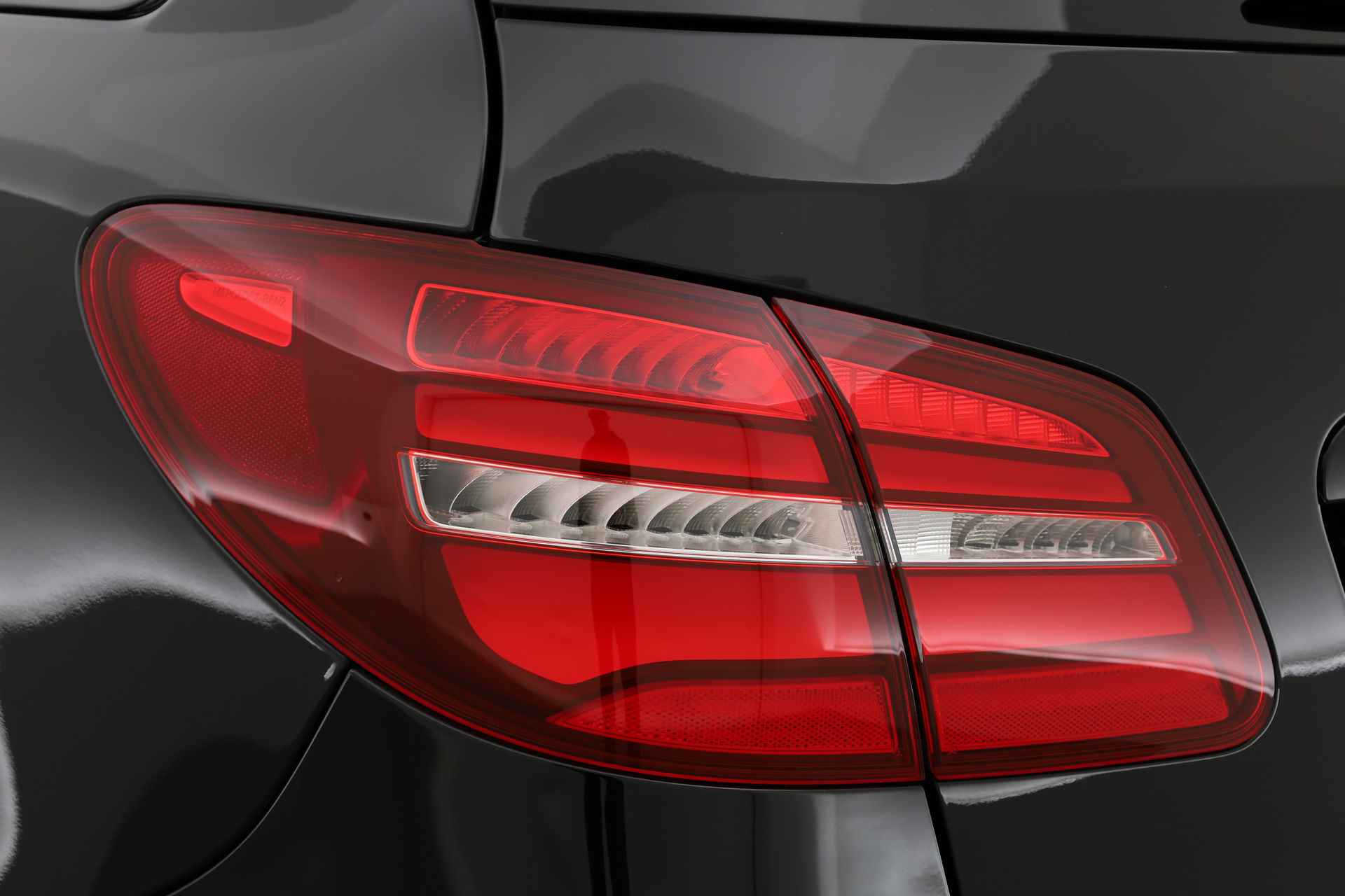 Mercedes-Benz B-Klasse 180 Ambition AMG-Line | Pano | Navi | LED | 18'' | Apple CarPlay | PDC - 31/32
