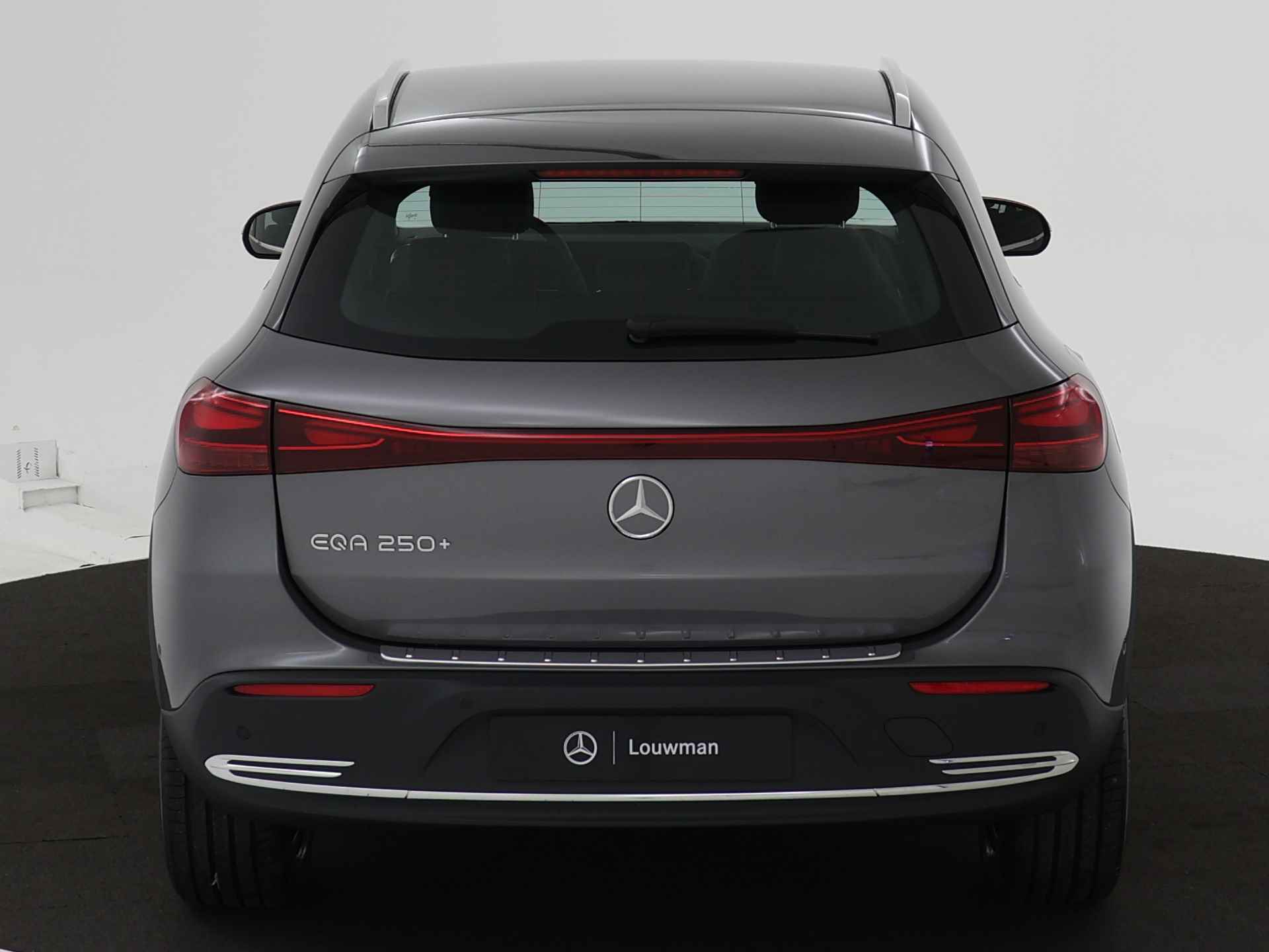 Mercedes-Benz EQA 250+ Essential Line 71 kWh | Parkeerpakket met achteruitrijcamera | EASY PACK achterklep | Zitcomfortpakket | Extra USB-poorten | Dodehoekassistent | Spiegelpakket | Sfeerverlichting | - 23/40