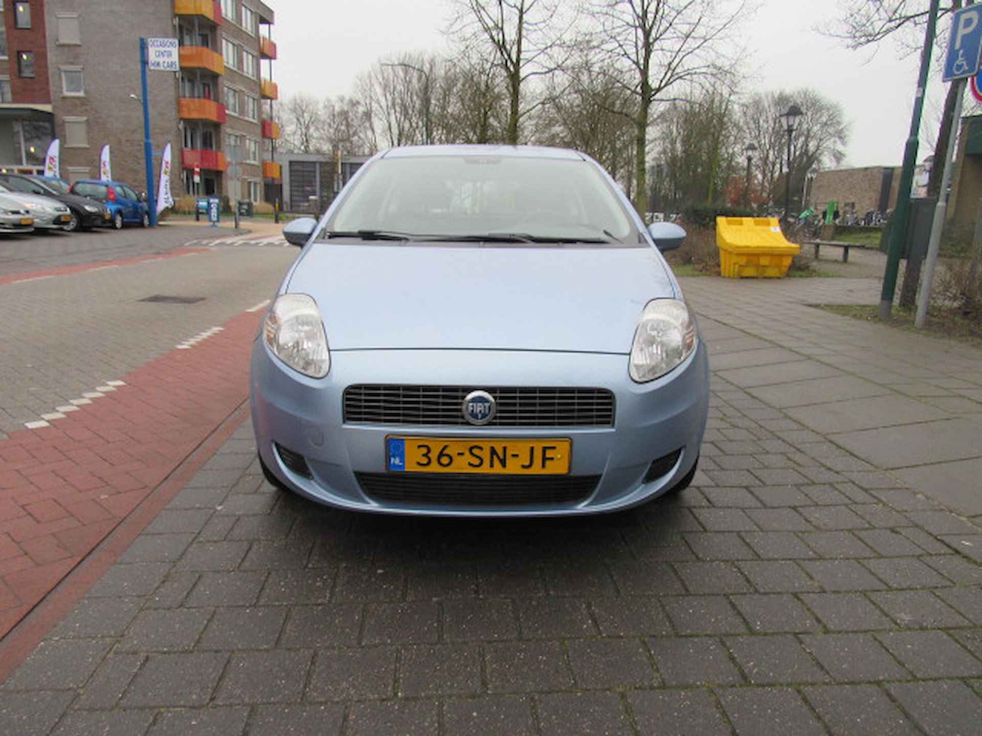 FIAT Punto 1.2 16V Airco 114.527 km nap - 2/10