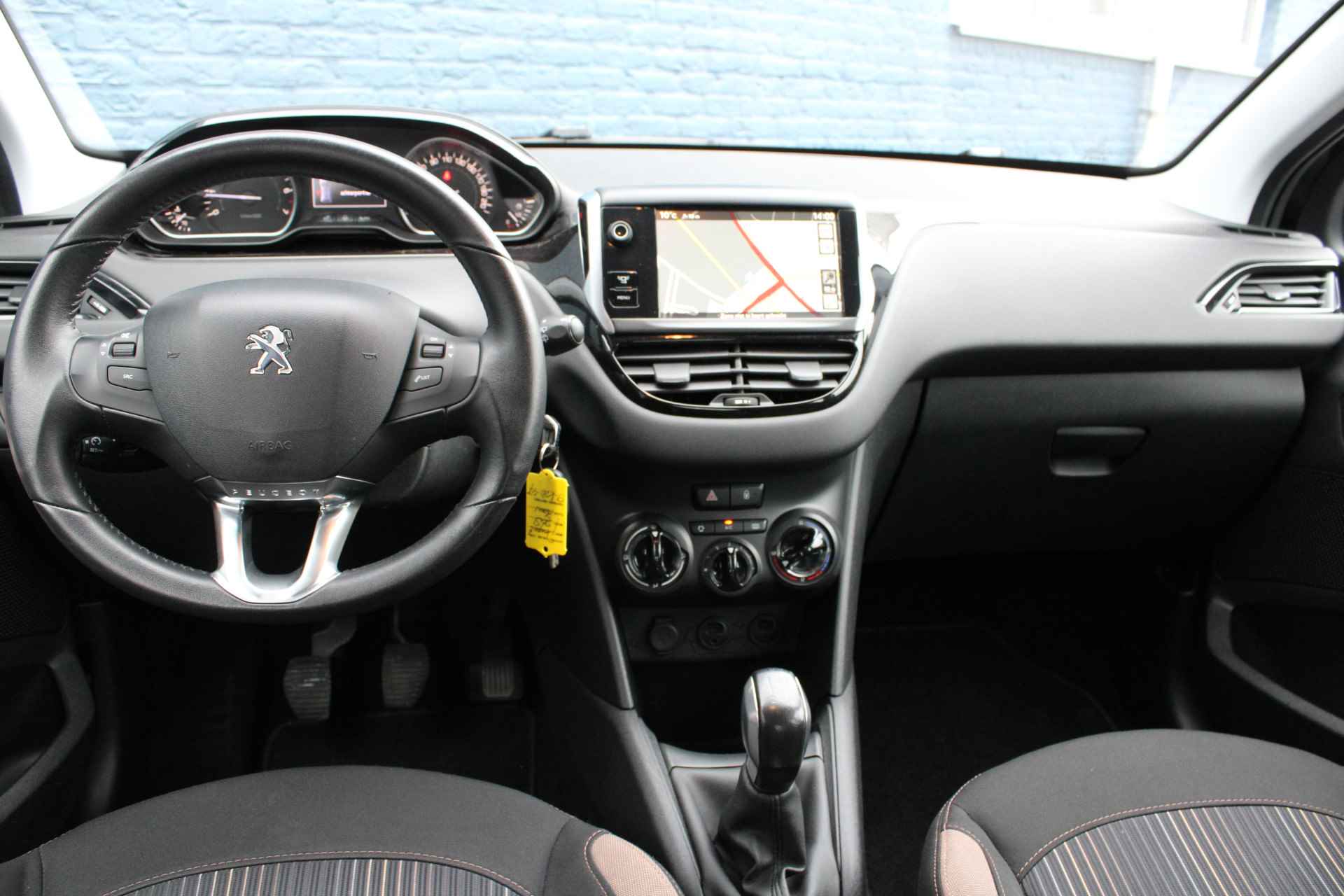 Peugeot 208 5drs 1.2 PureTech Urban Soul | Navigatie | Bluetooth | Parkeersensoren | 105.000km | - 15/29