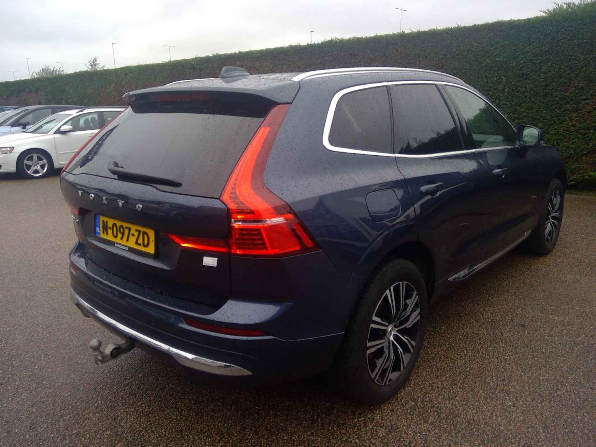 Volvo XC60 T8 390PK AWD Inscription | Trekhaak | Power Seats | Standkachel | Google | Adapt LED | Leder dash | HK Audio - 3/4