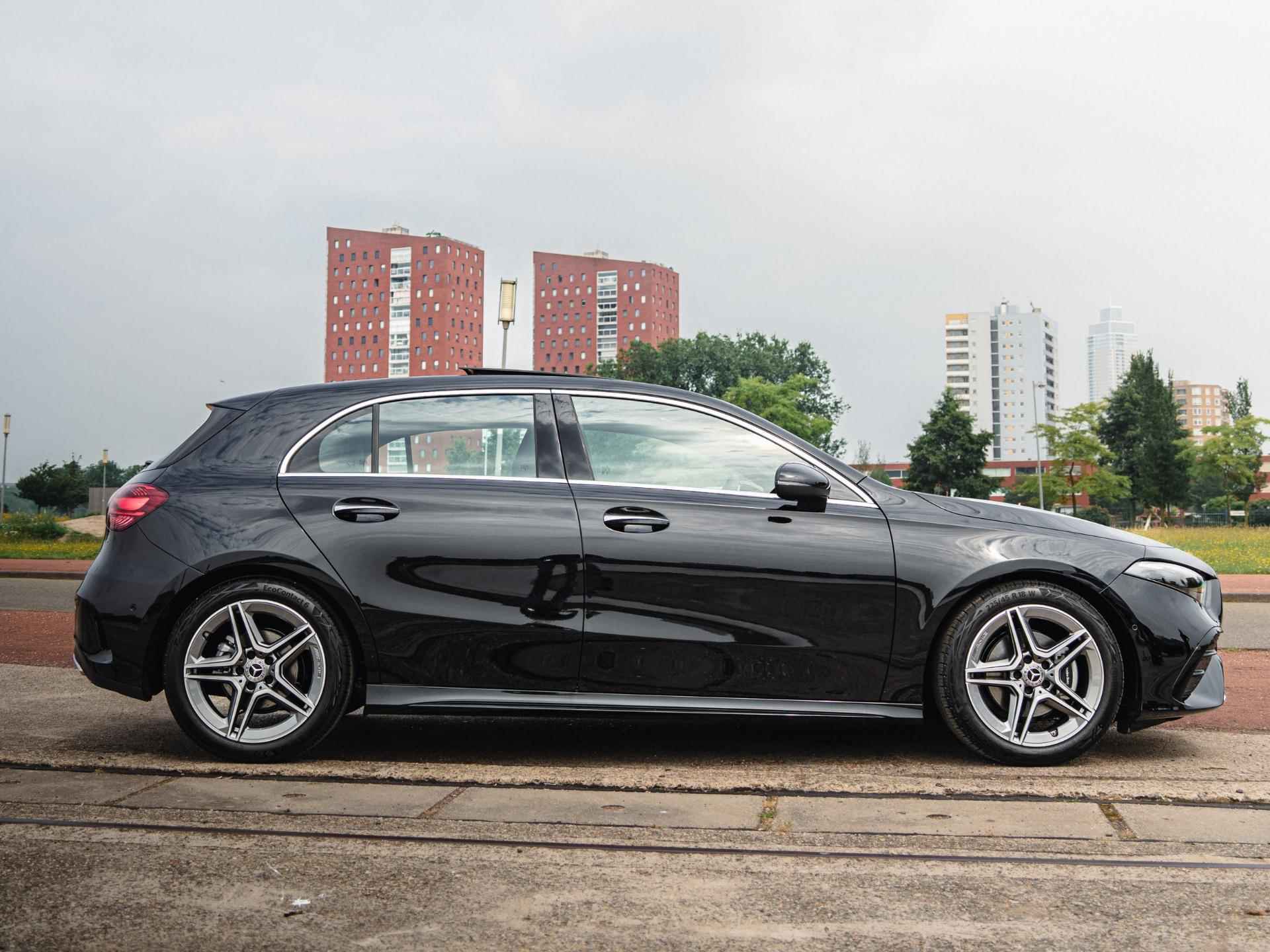 Mercedes-Benz A-klasse 180 AMG-Line / Stoelverwarming / Achteruitrijcamera / Panorama-schuifdak - 4/11