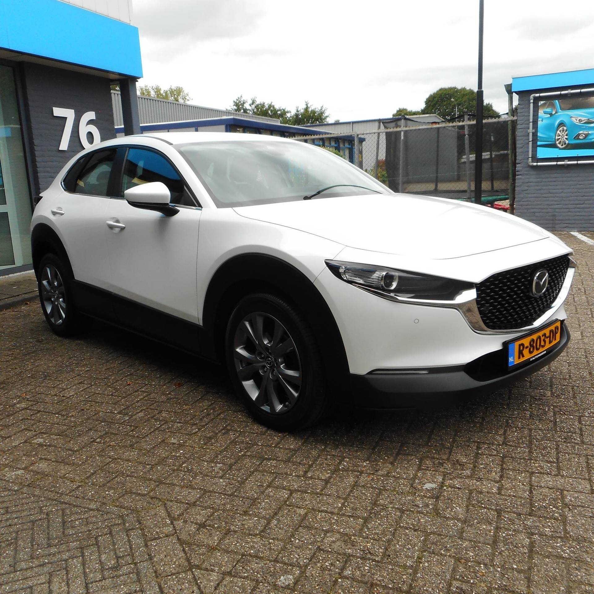 Mazda CX-30 2.0 e-SkyActiv-G Comfort - 4/36