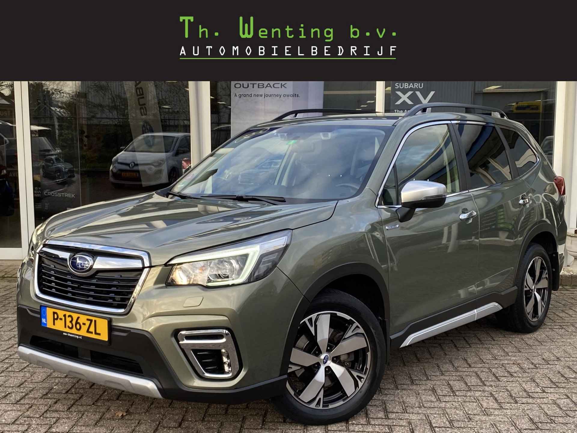 Subaru Forester 2.0i e-BOXER First Edition | Adaptieve Cruise Control | Stuurwielverwarming | Navigatie | Stoelverwarming voor + achter | Panoramadak | Afneembare trekhaak | - 1/47