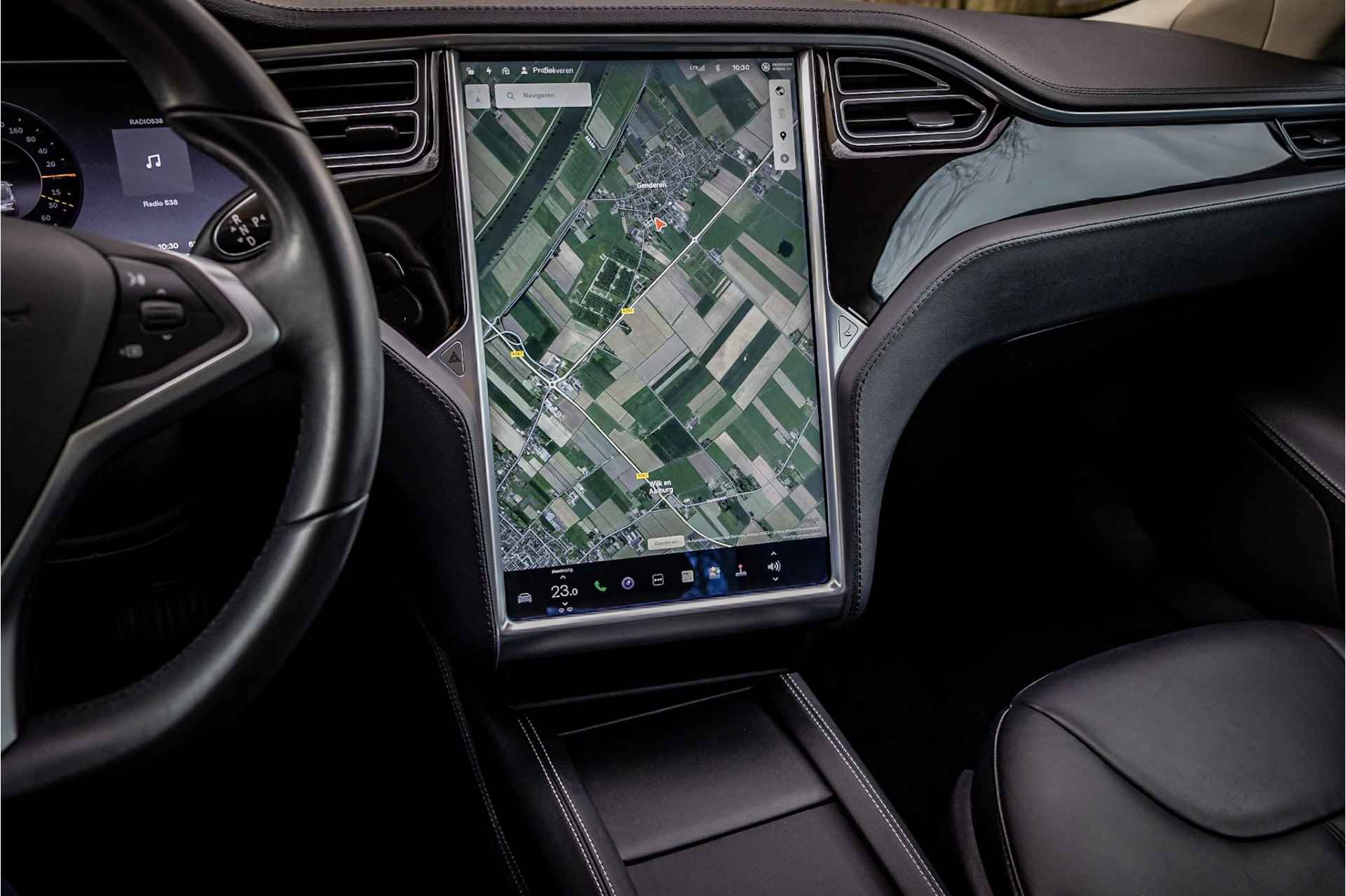 Tesla Model S 85 Base Lifetime Free Supercharge Luchtvering Panorama - 10/27