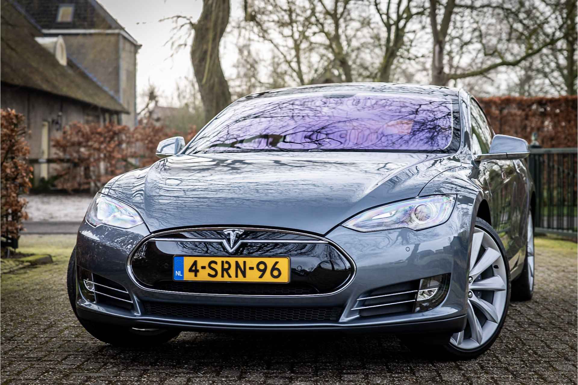Tesla Model S 85 Base Lifetime Free Supercharge Luchtvering Panorama - 26/27