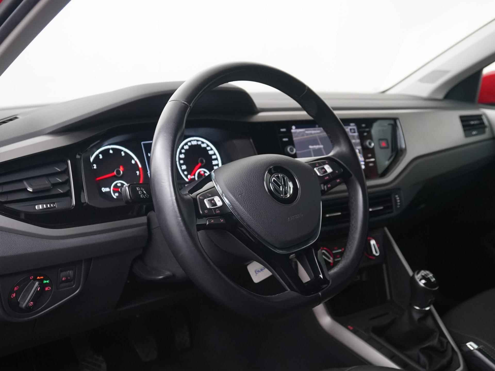 Volkswagen Polo 1.0 TSI Comfortline | Trekhaak | Cruise control adaptief | Apple/Android Carplay | Navigatie | Zondag Open! - 27/31