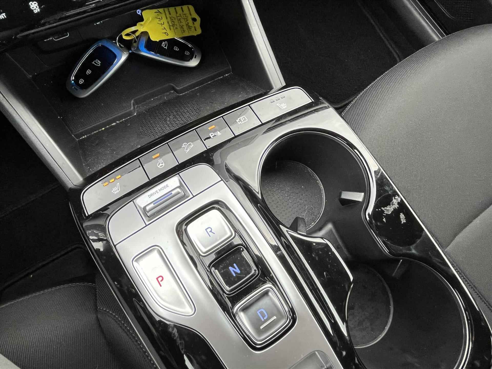 Hyundai Tucson 1.6 T-GDi HEV 230pk Aut. Comfort Smart | Climatronic | Navigatie | Stoelverwarming | Carplay | Parkeer camera | - 17/27