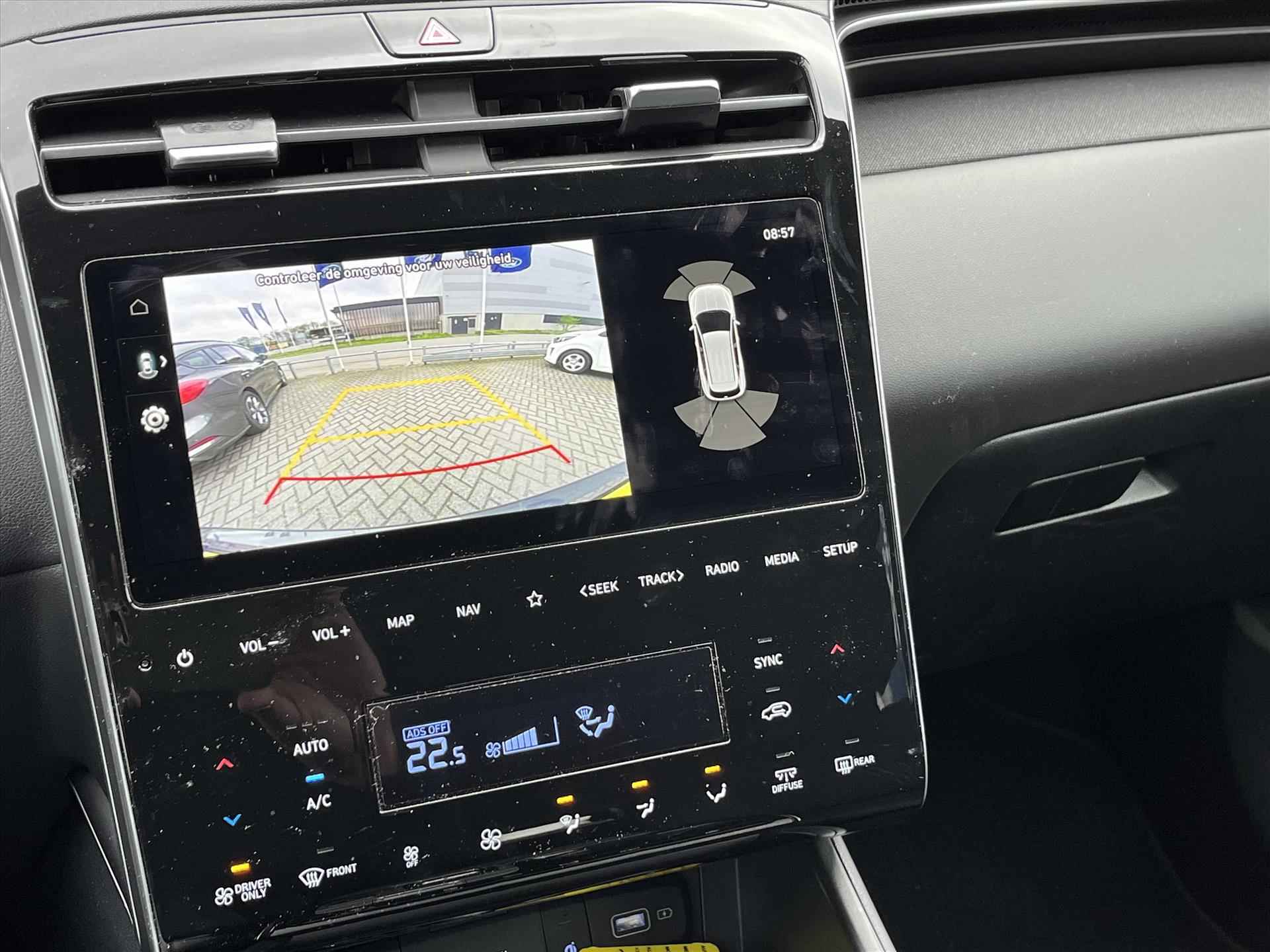 Hyundai Tucson 1.6 T-GDi HEV 230pk Aut. Comfort Smart | Climatronic | Navigatie | Stoelverwarming | Carplay | Parkeer camera | - 18/27