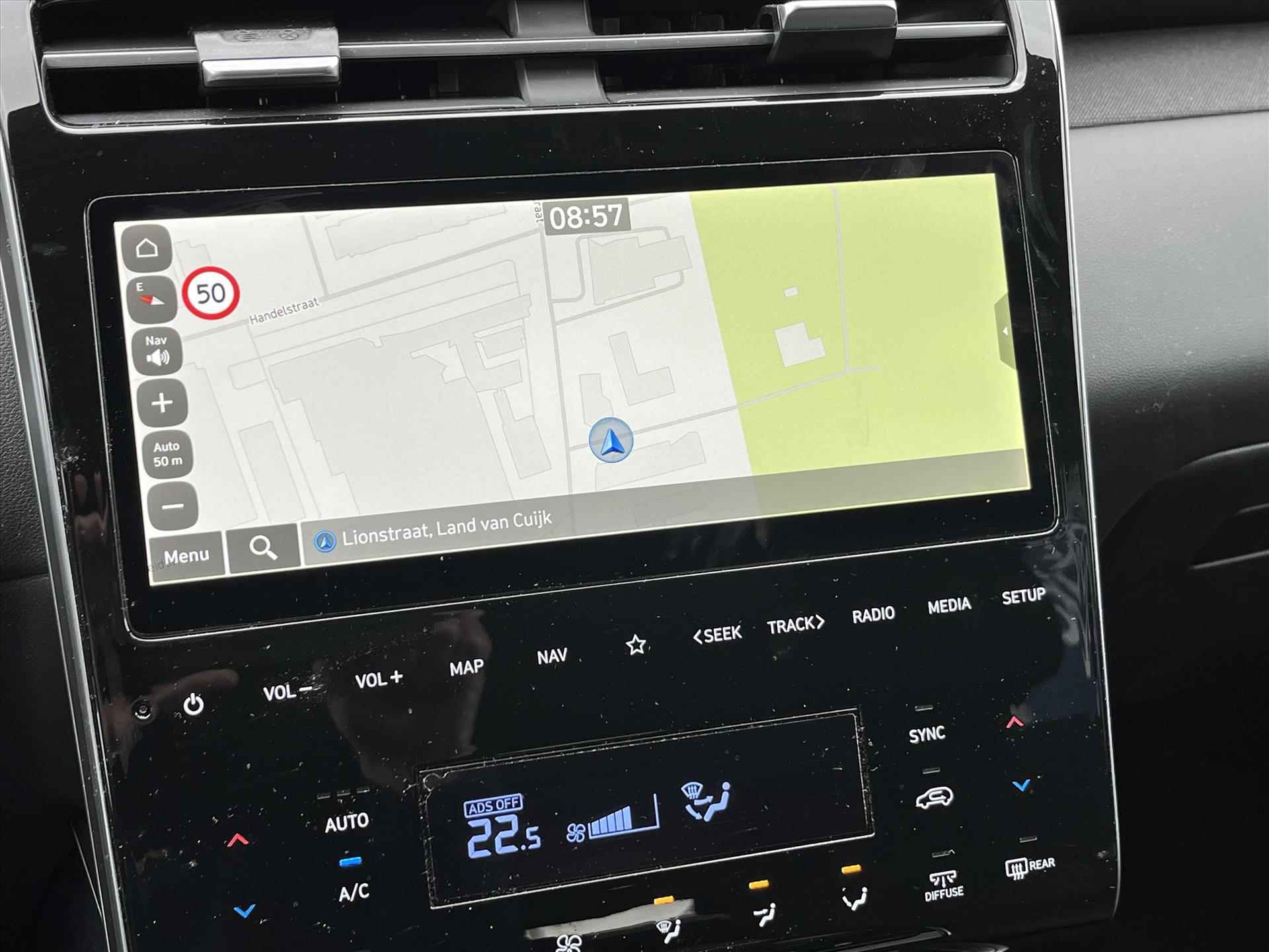 Hyundai Tucson 1.6 T-GDi HEV 230pk Aut. Comfort Smart | Climatronic | Navigatie | Stoelverwarming | Carplay | Parkeer camera | - 20/27