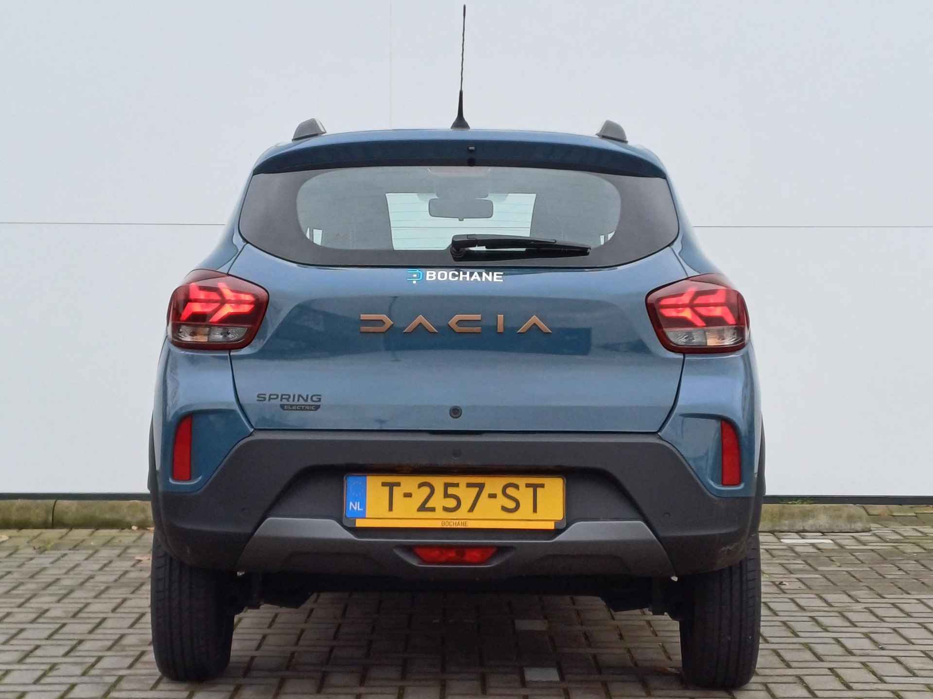 Dacia Spring Extreme 27 kWh | Navigatie | 65pk | State Bleu | - 6/30