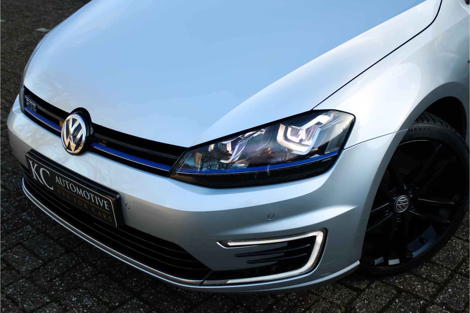 Volkswagen Golf 1.4TSi GTE | Pano | Leder | Camera - 4/25