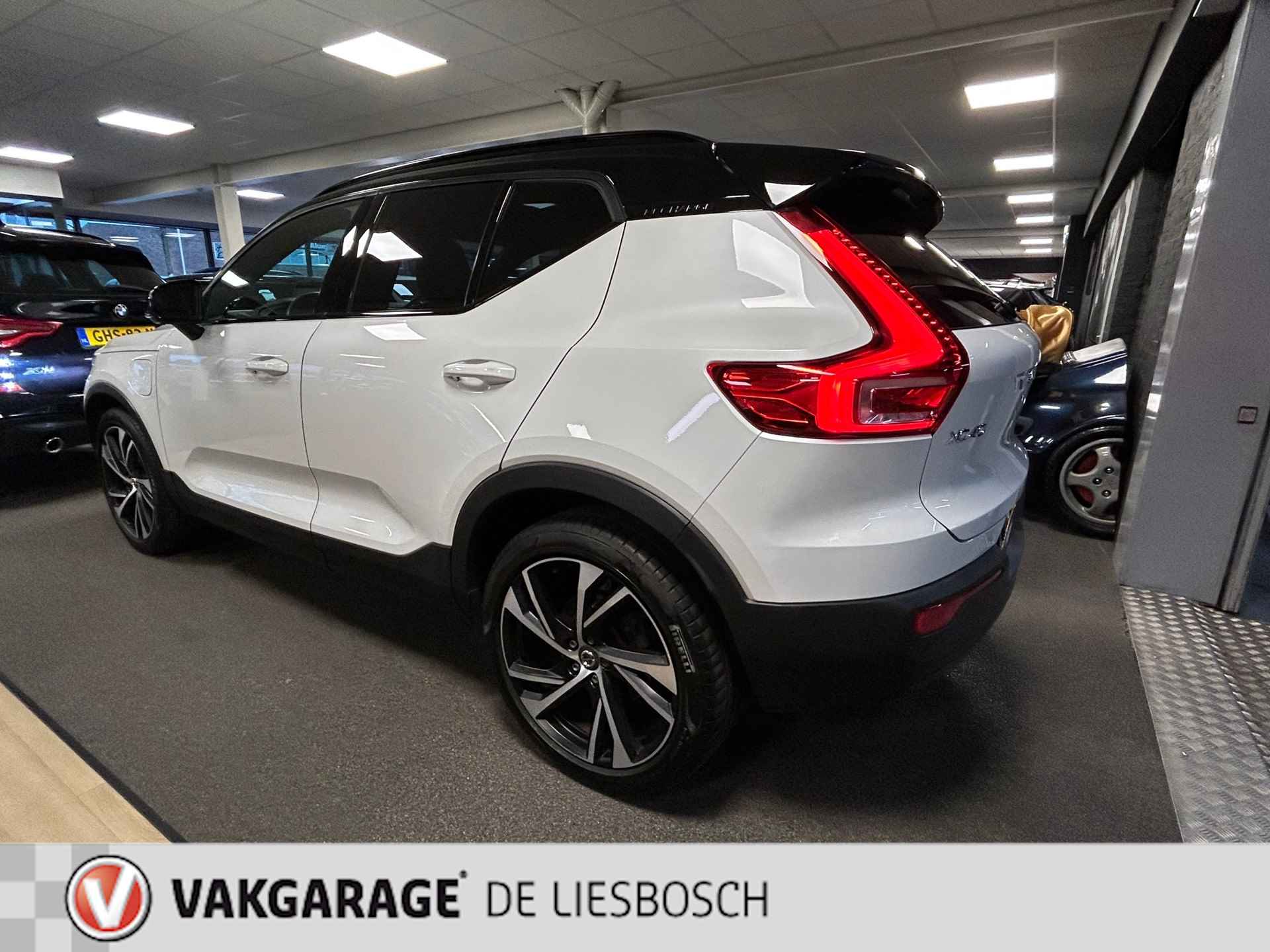 Volvo XC40 1.5 T5 Recharge Inscription,leer,pano,harman kardon,pilot assist - 7/31