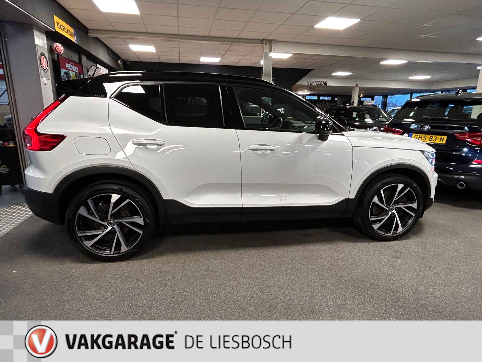 Volvo XC40 1.5 T5 Recharge Inscription,leer,pano,harman kardon,pilot assist - 10/31