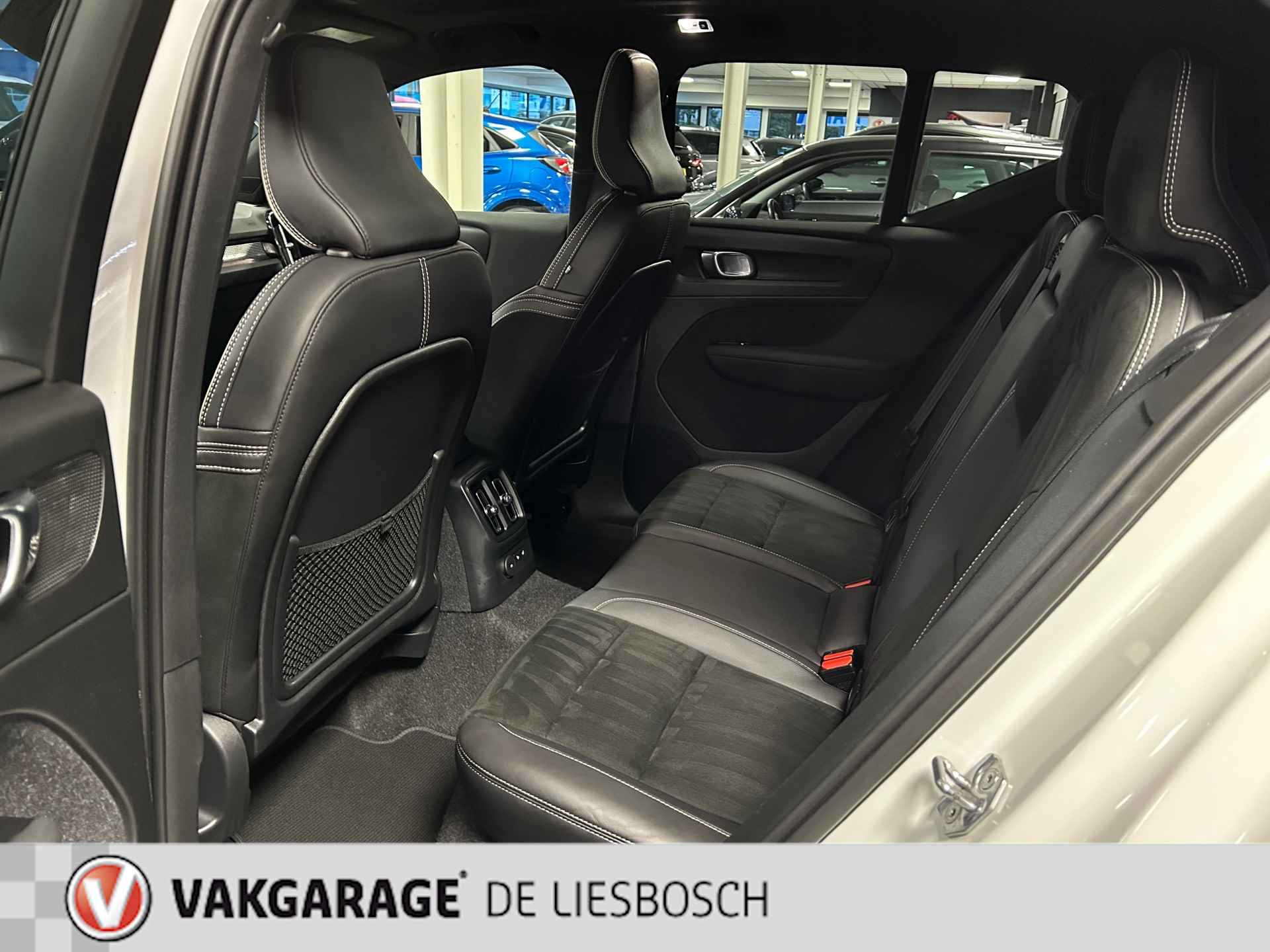 Volvo XC40 1.5 T5 Recharge Inscription,leer,pano,harman kardon,pilot assist - 15/31