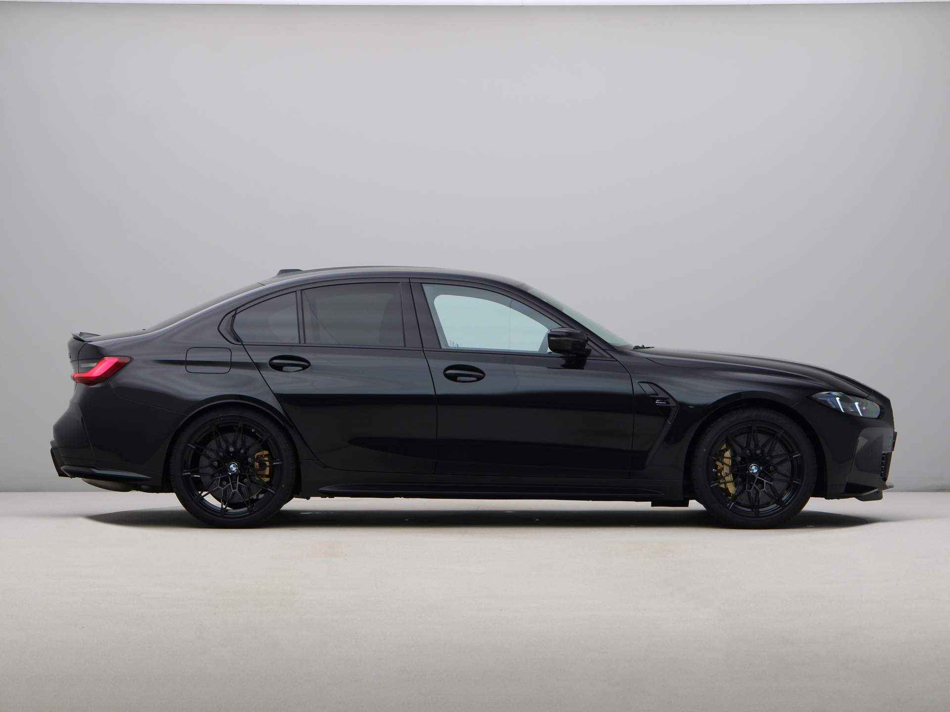 BMW M3 xDrive Competition Sedan - 9/26