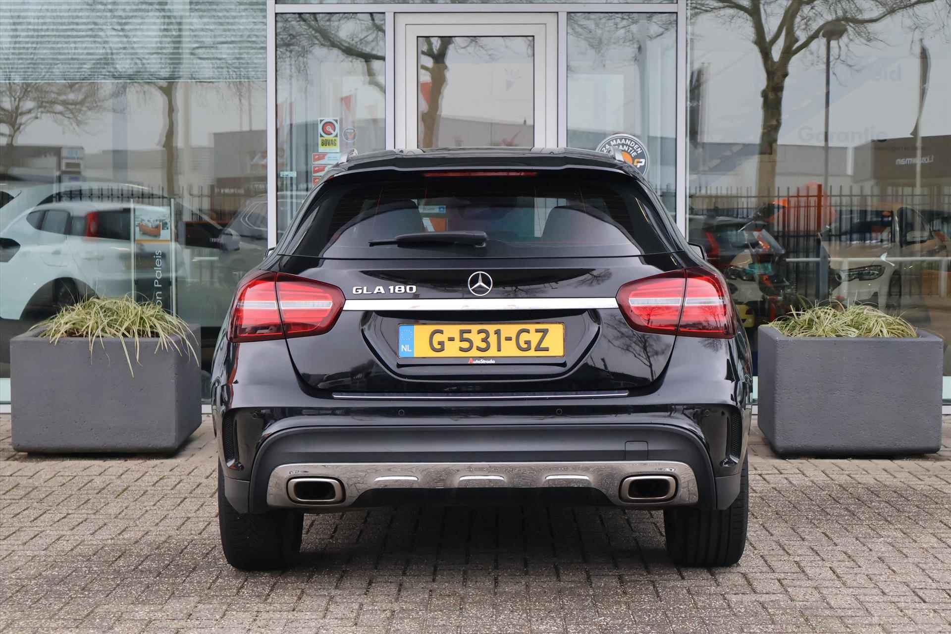 Mercedes GLA-Klasse 180 AMG-Line 122pk 7G-DCT | Camera | LED | Keyless | Navi | Climate | Cruise - 16/27